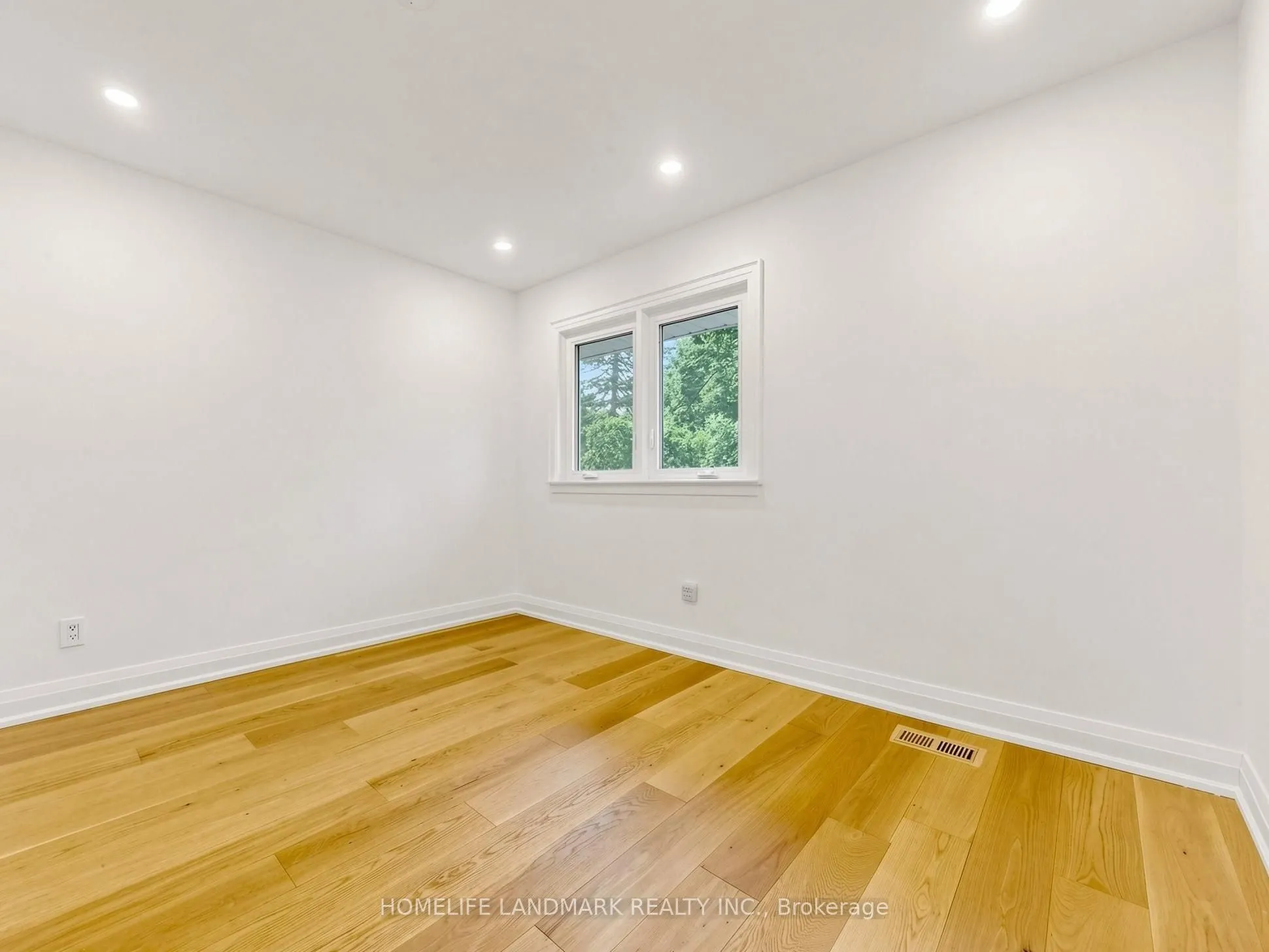 3275 Credit Heights Drive