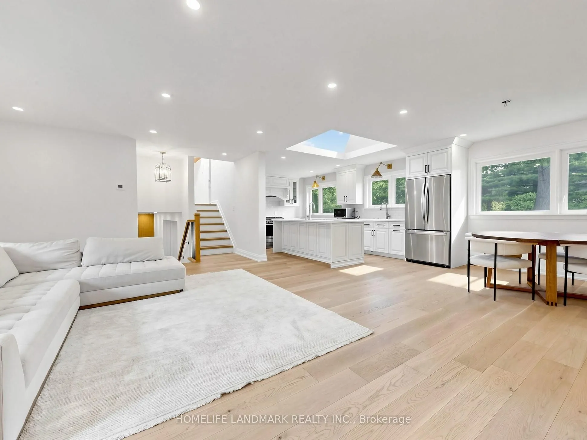 3275 Credit Heights Drive