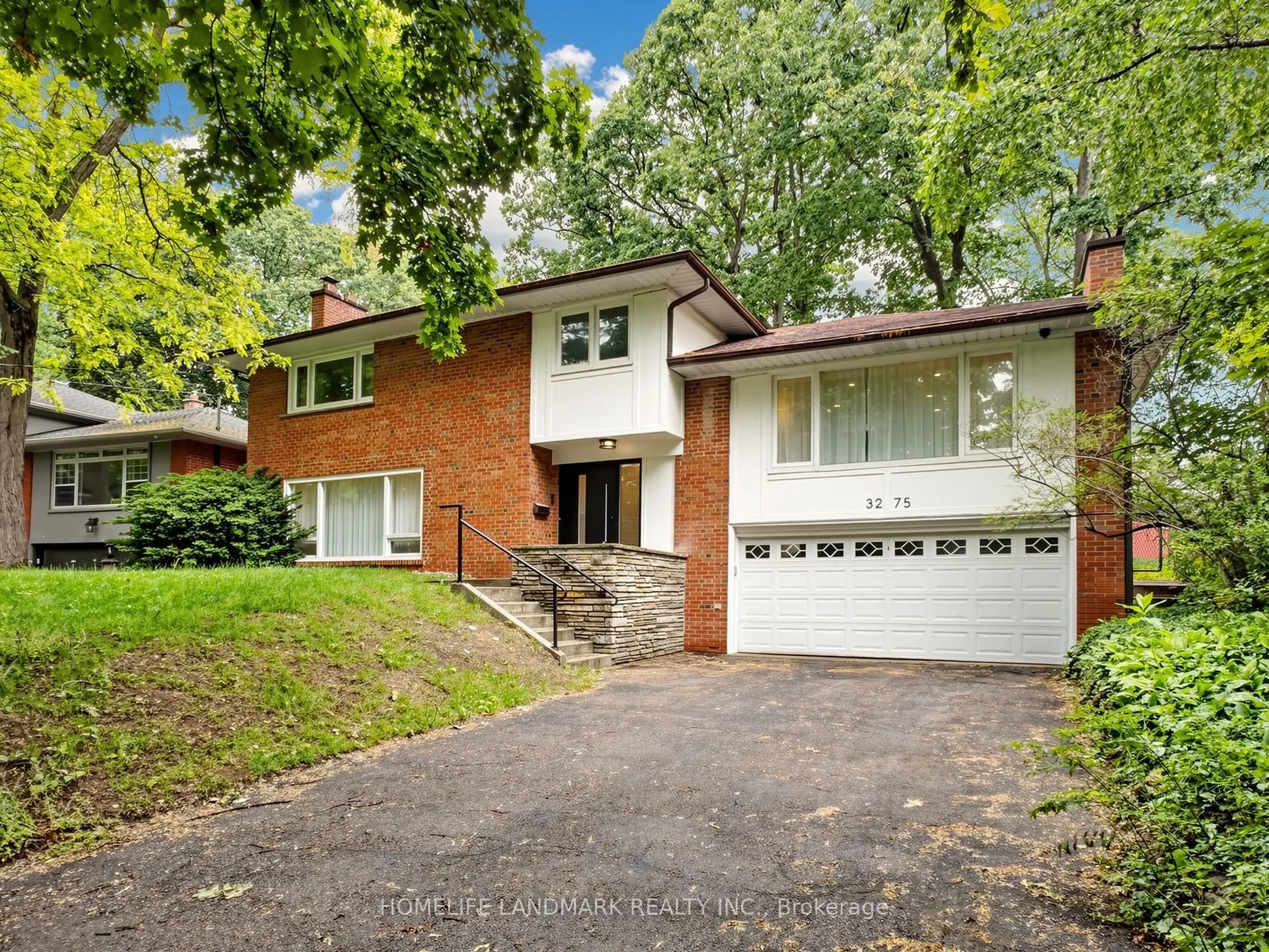 3275 Credit Heights Drive