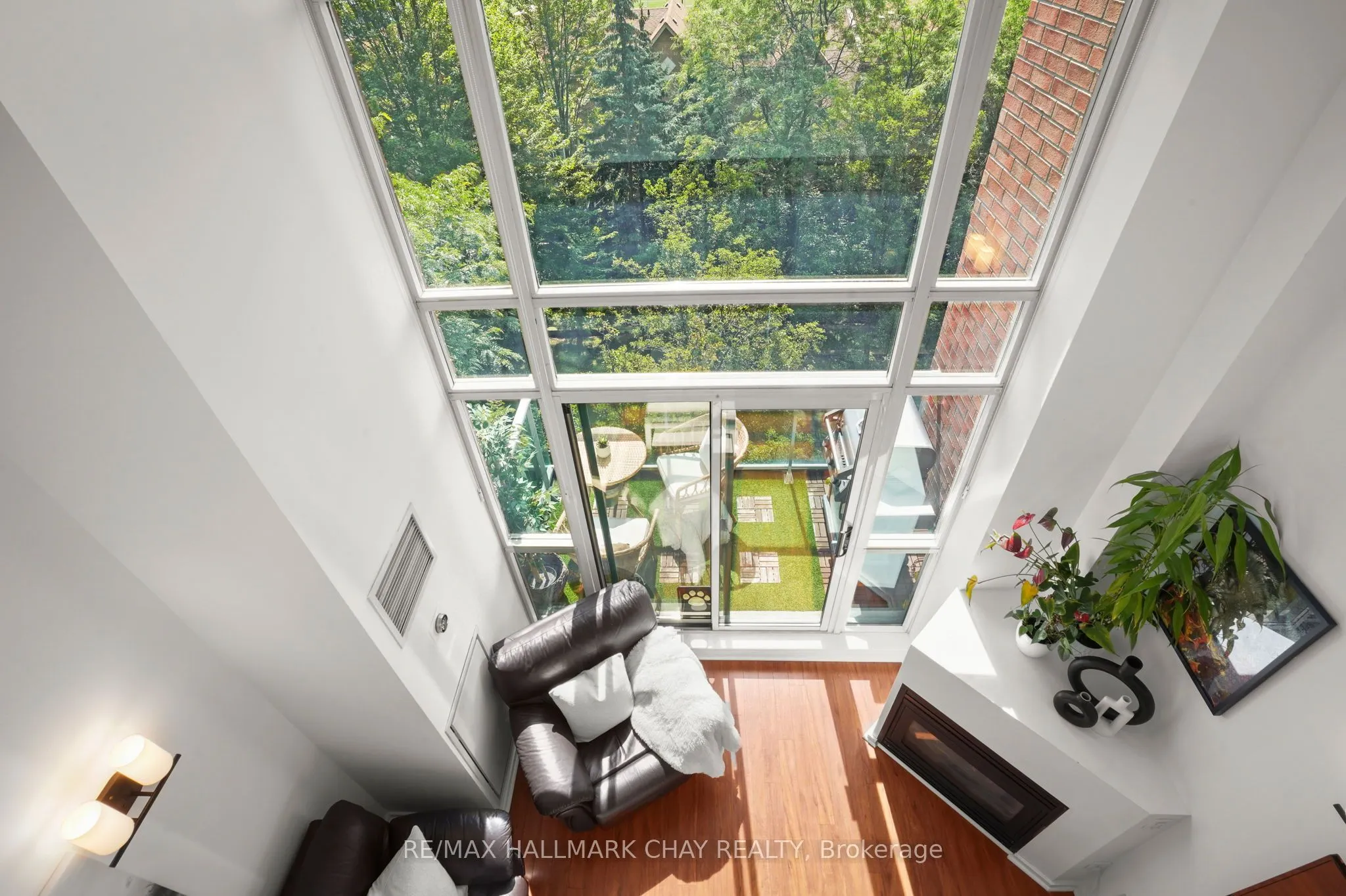 200 Manitoba Street #307