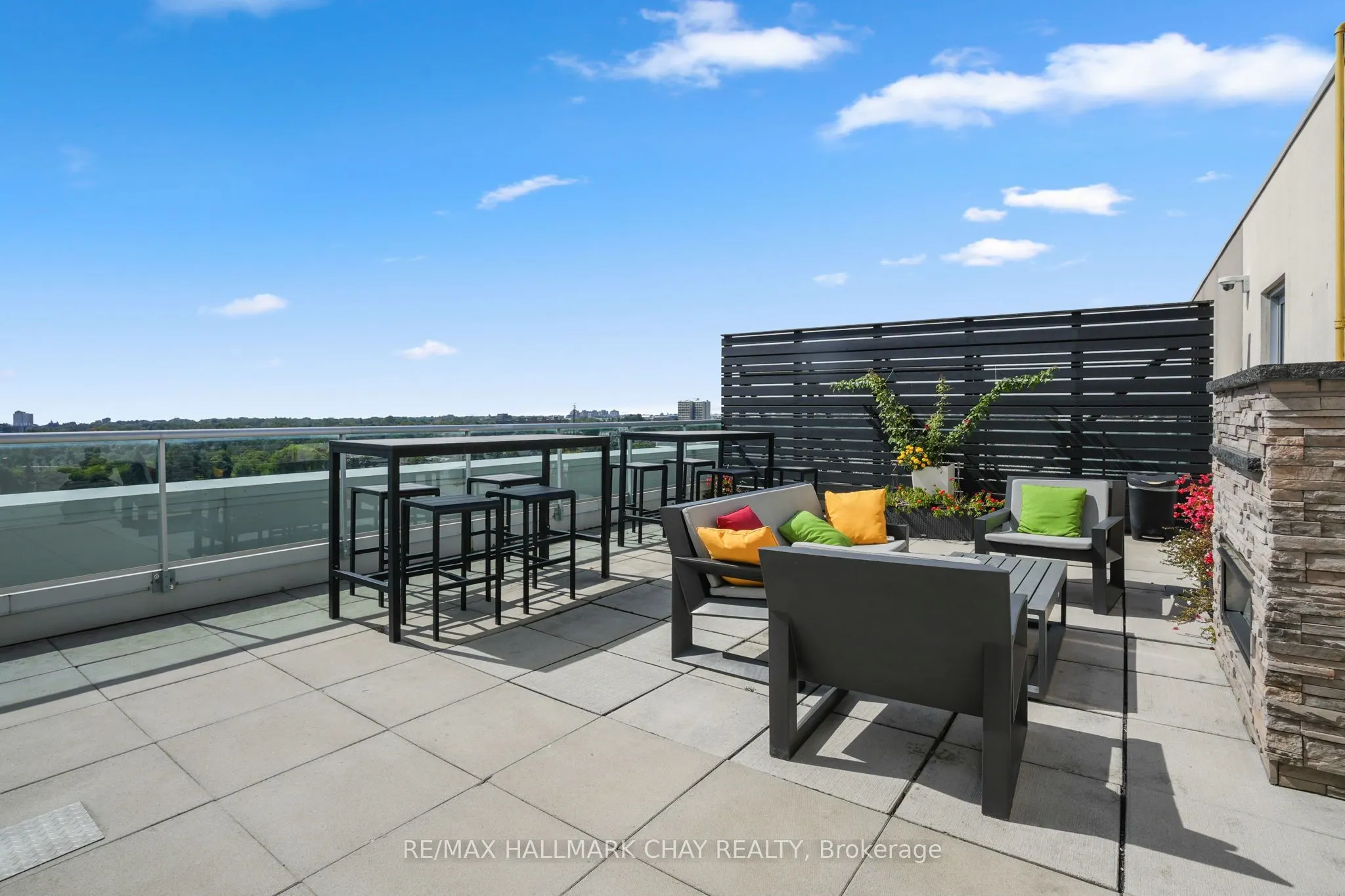200 Manitoba Street #307