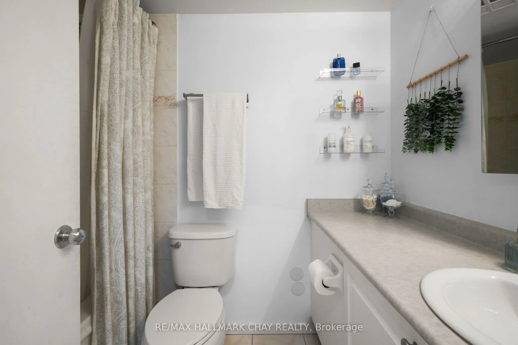 200 Manitoba Street #307