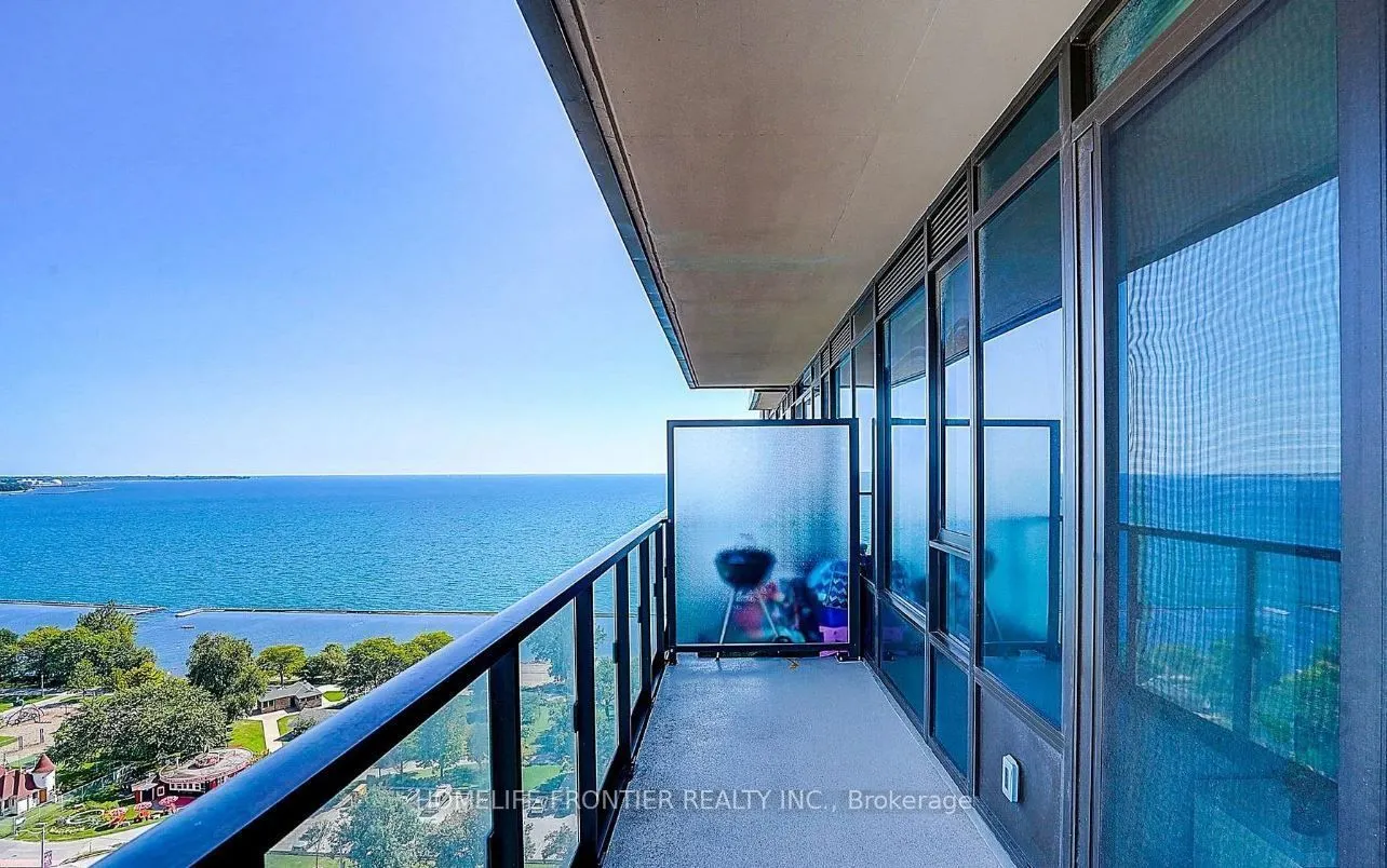 1928 Lakeshore Boulevard W #2005