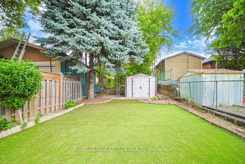 347 Harvie Avenue