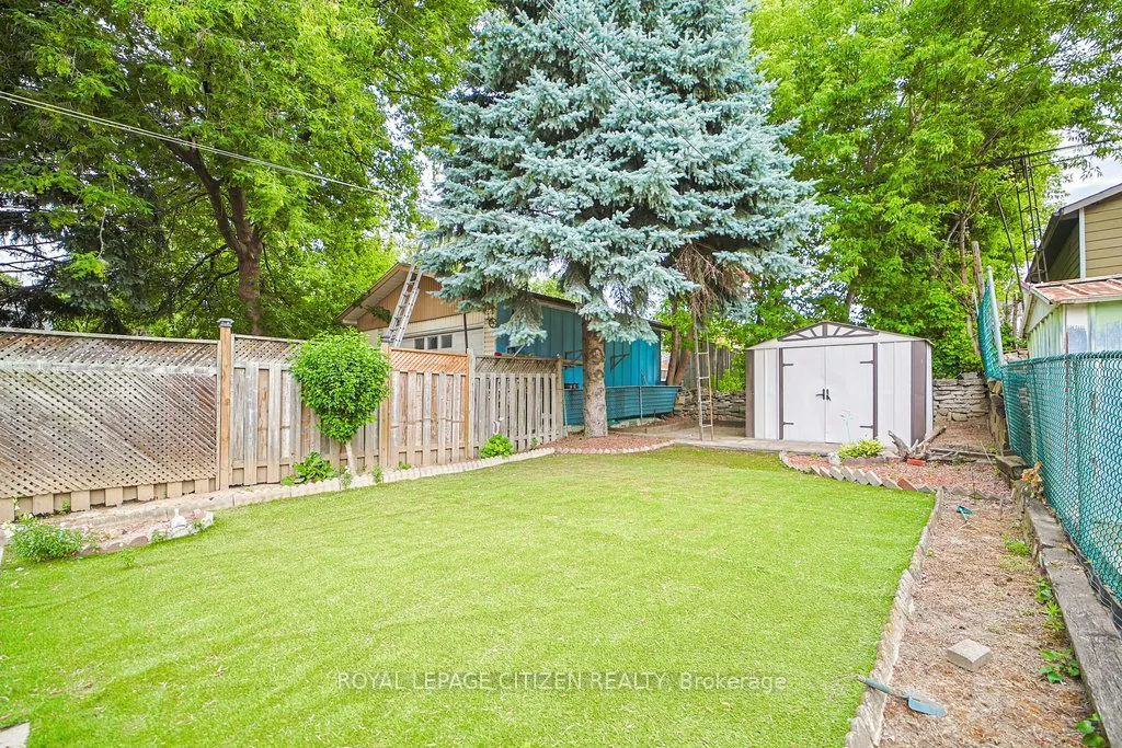 347 Harvie Avenue
