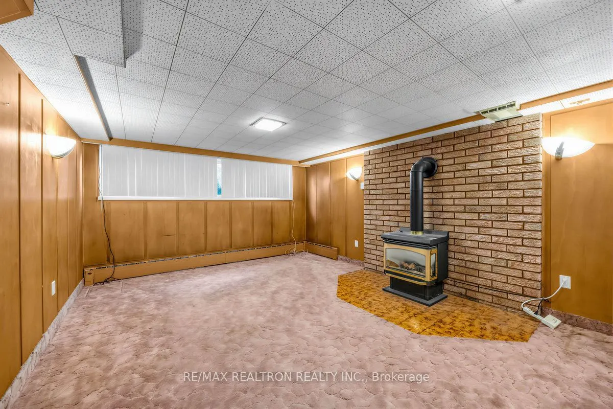 74 Lunness Road