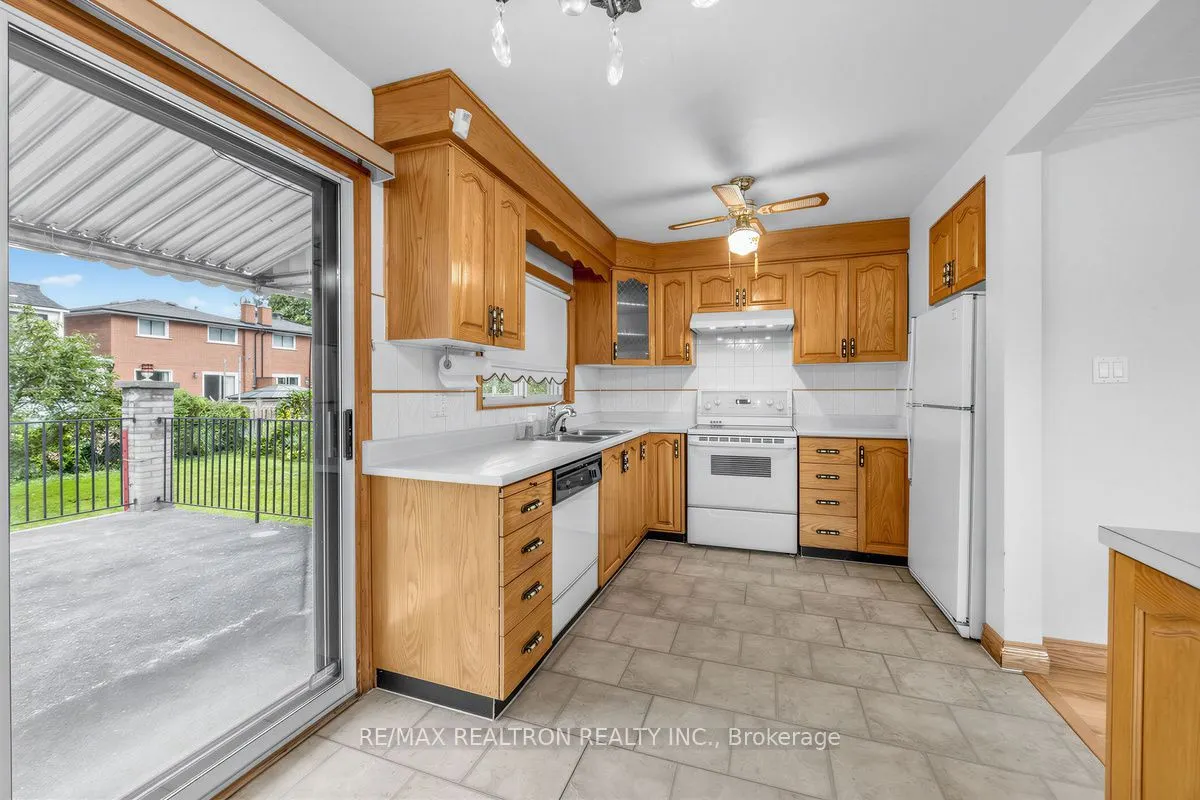 74 Lunness Road