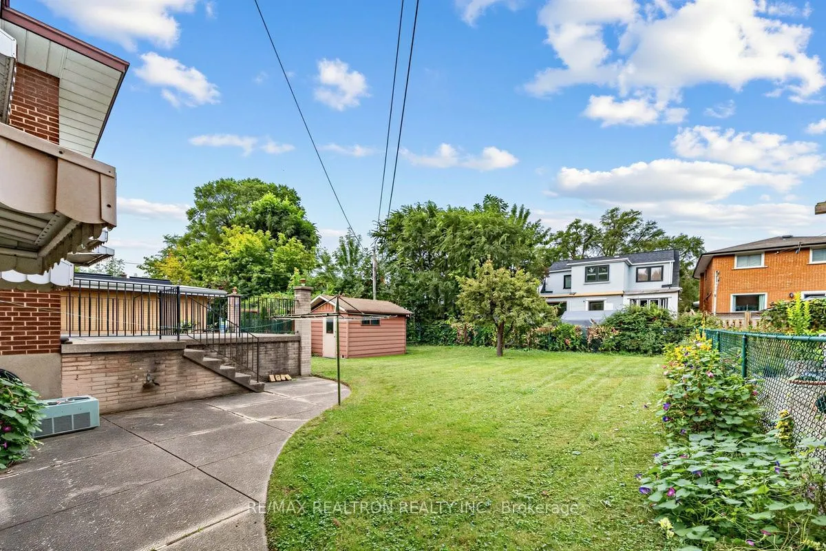 74 Lunness Road
