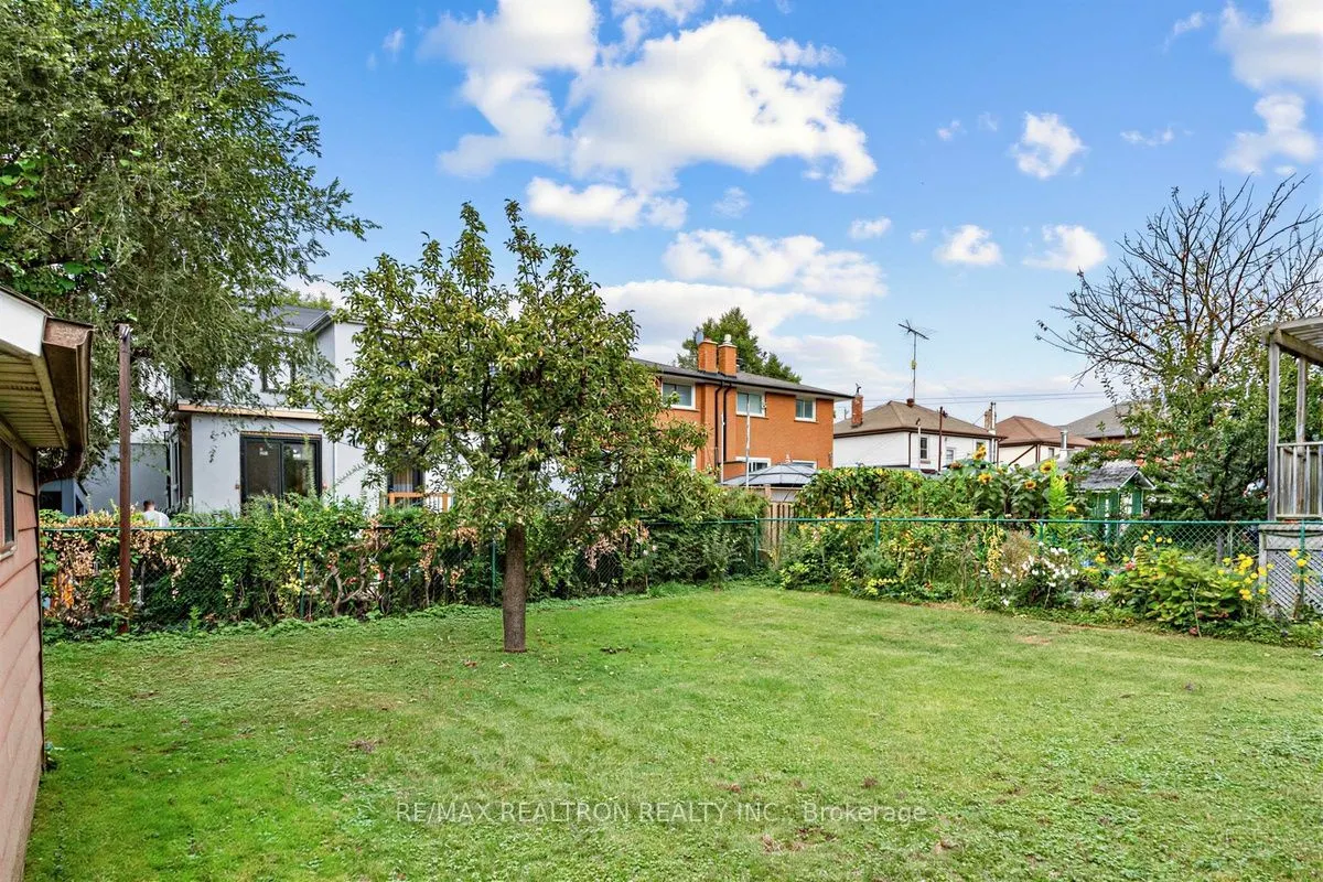 74 Lunness Road