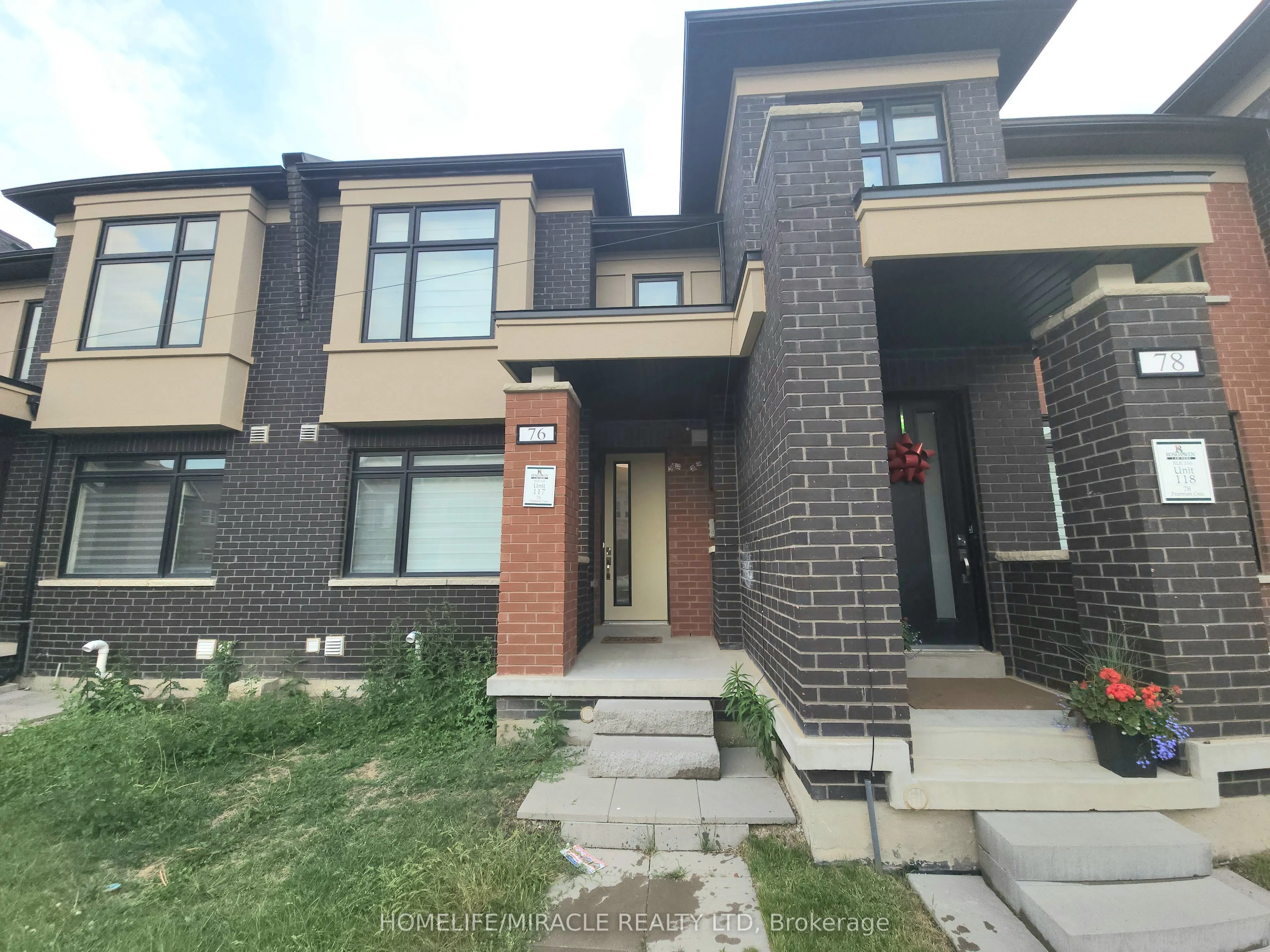 76 Pearman Crescent