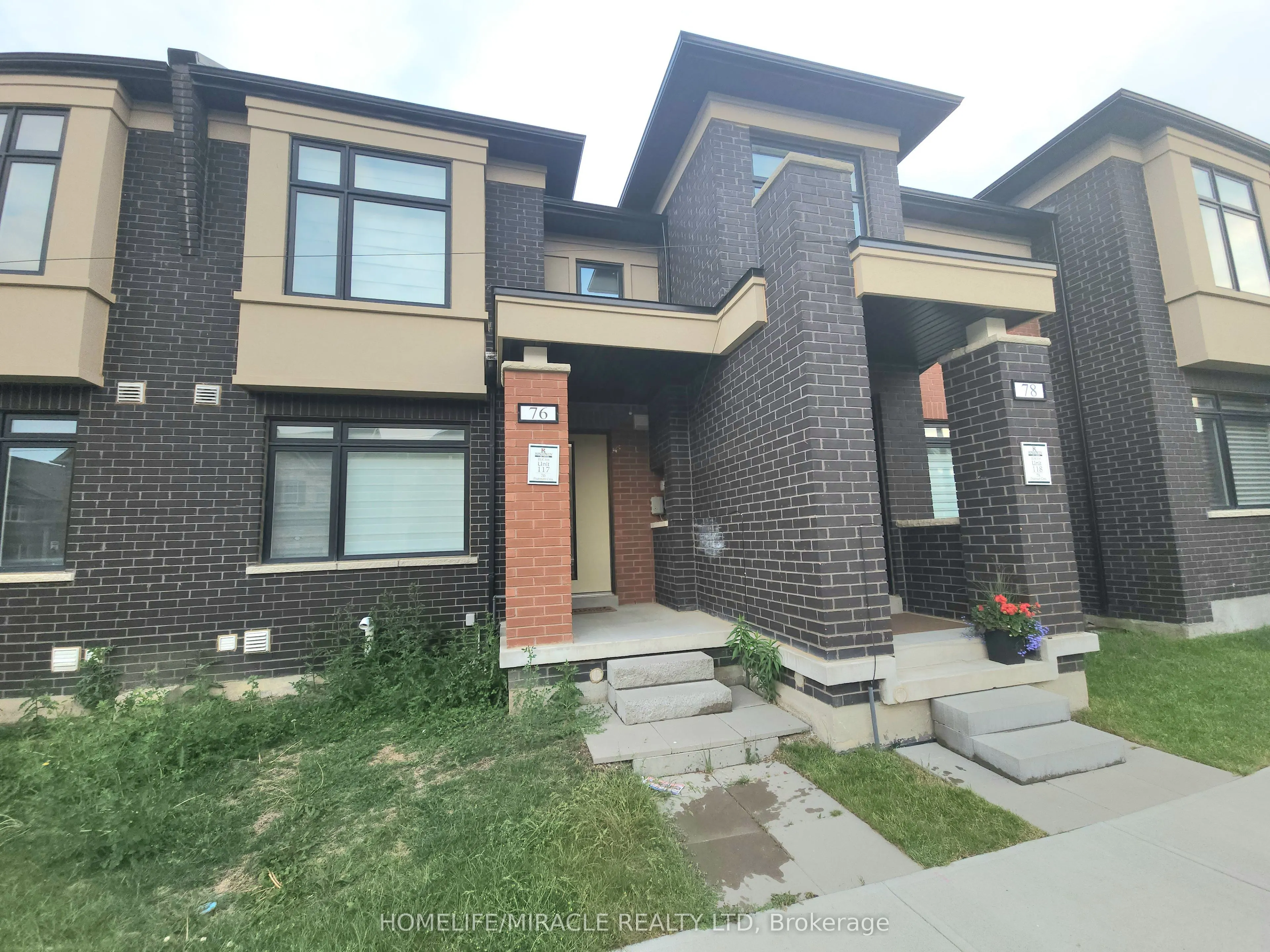 76 Pearman Crescent