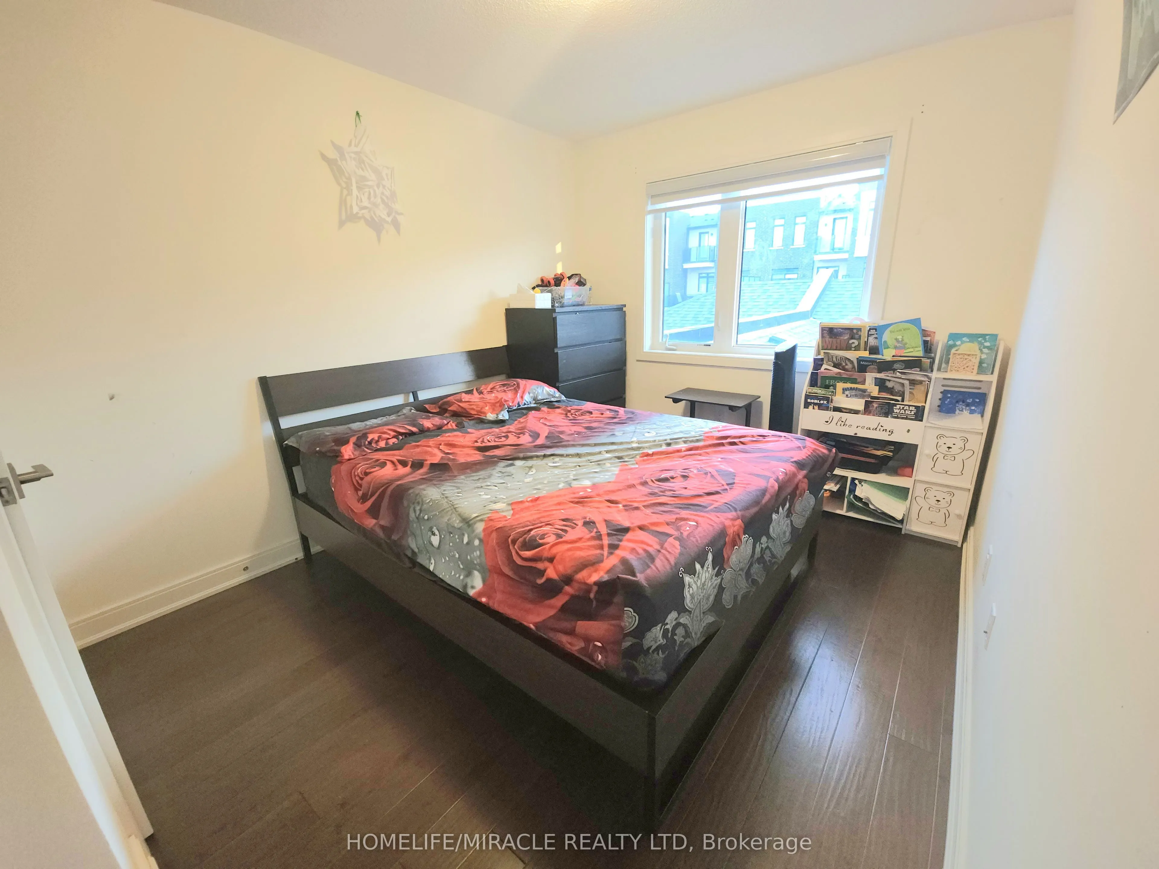76 Pearman Crescent