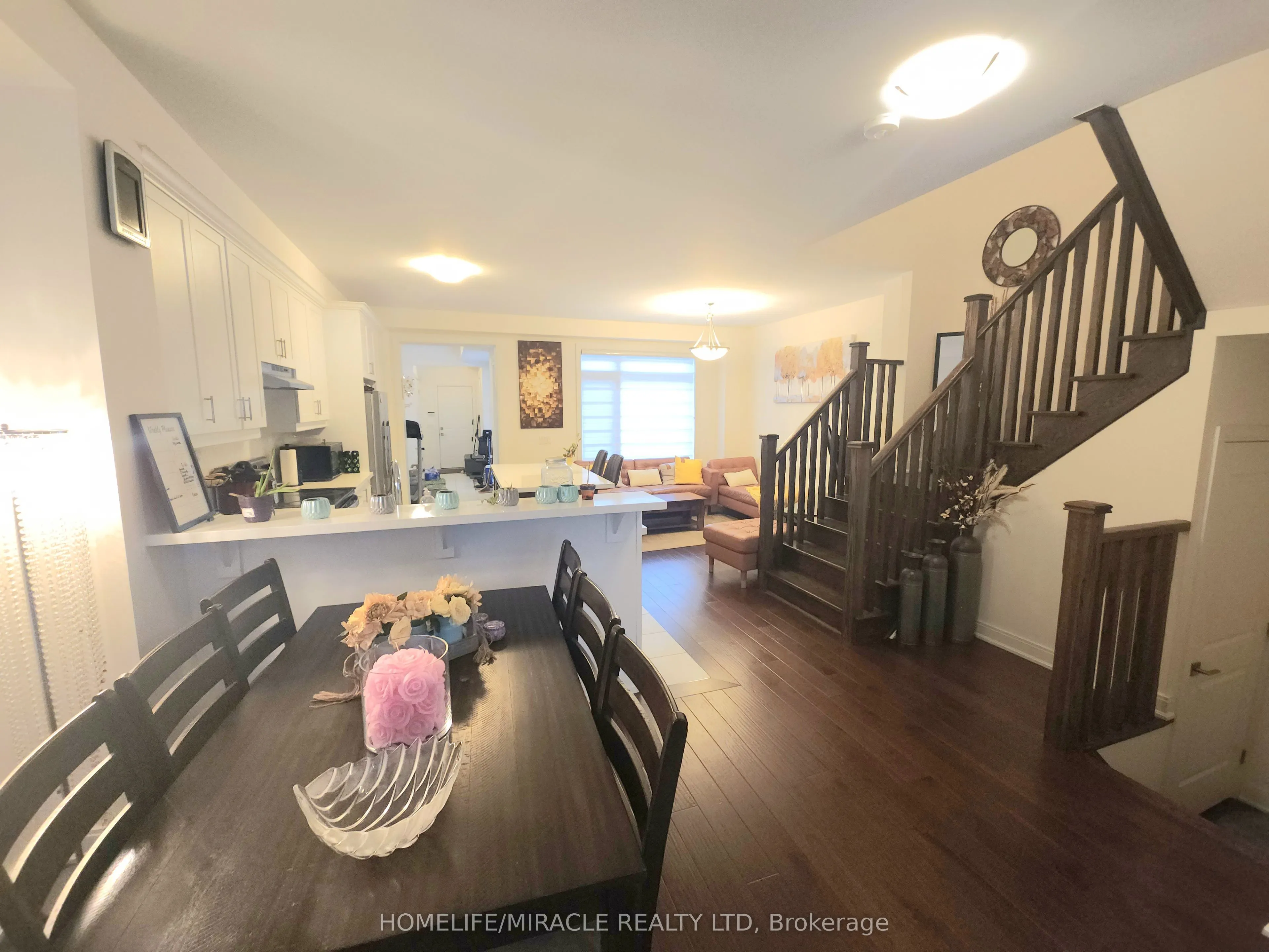 76 Pearman Crescent