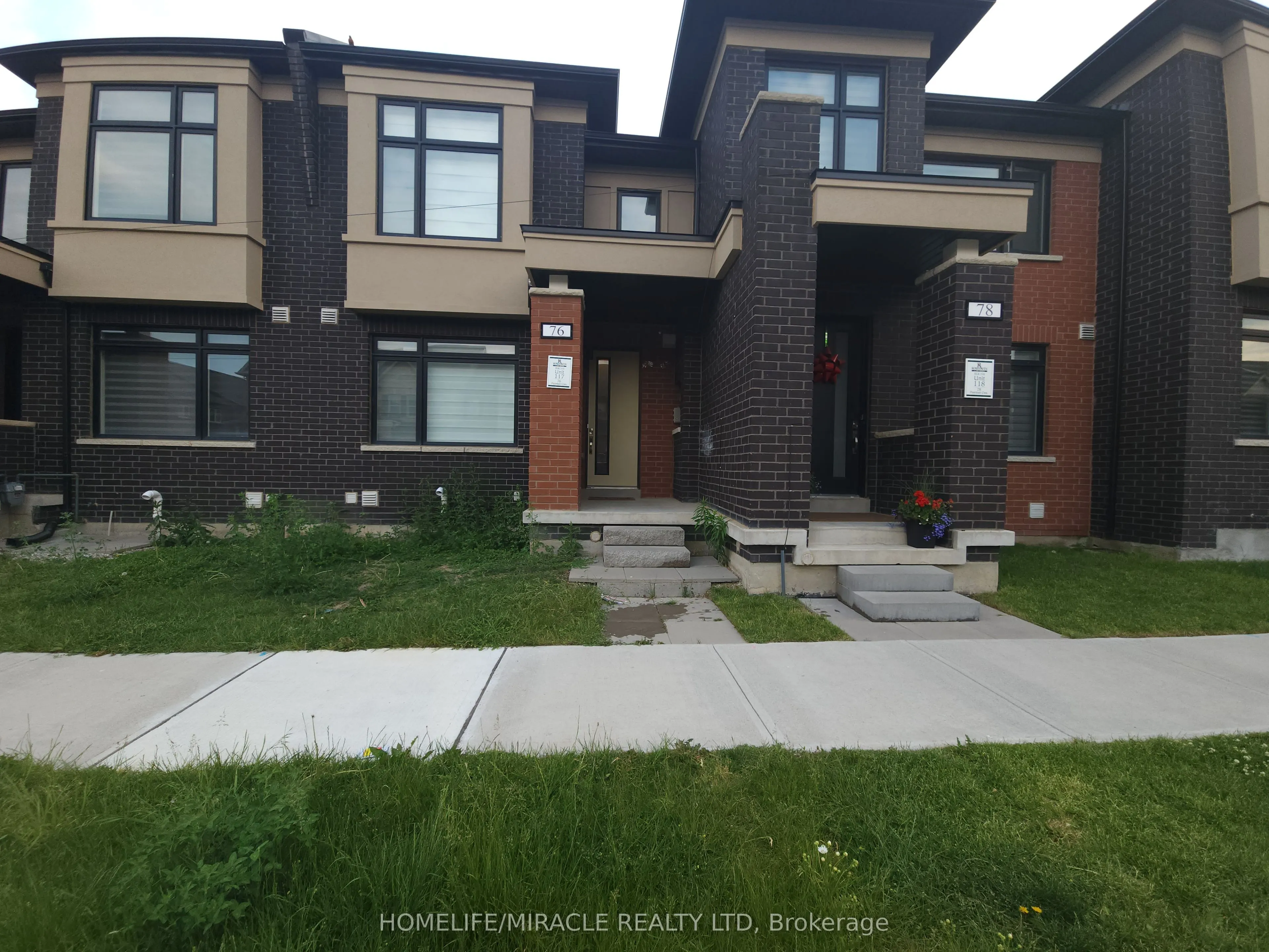 76 Pearman Crescent