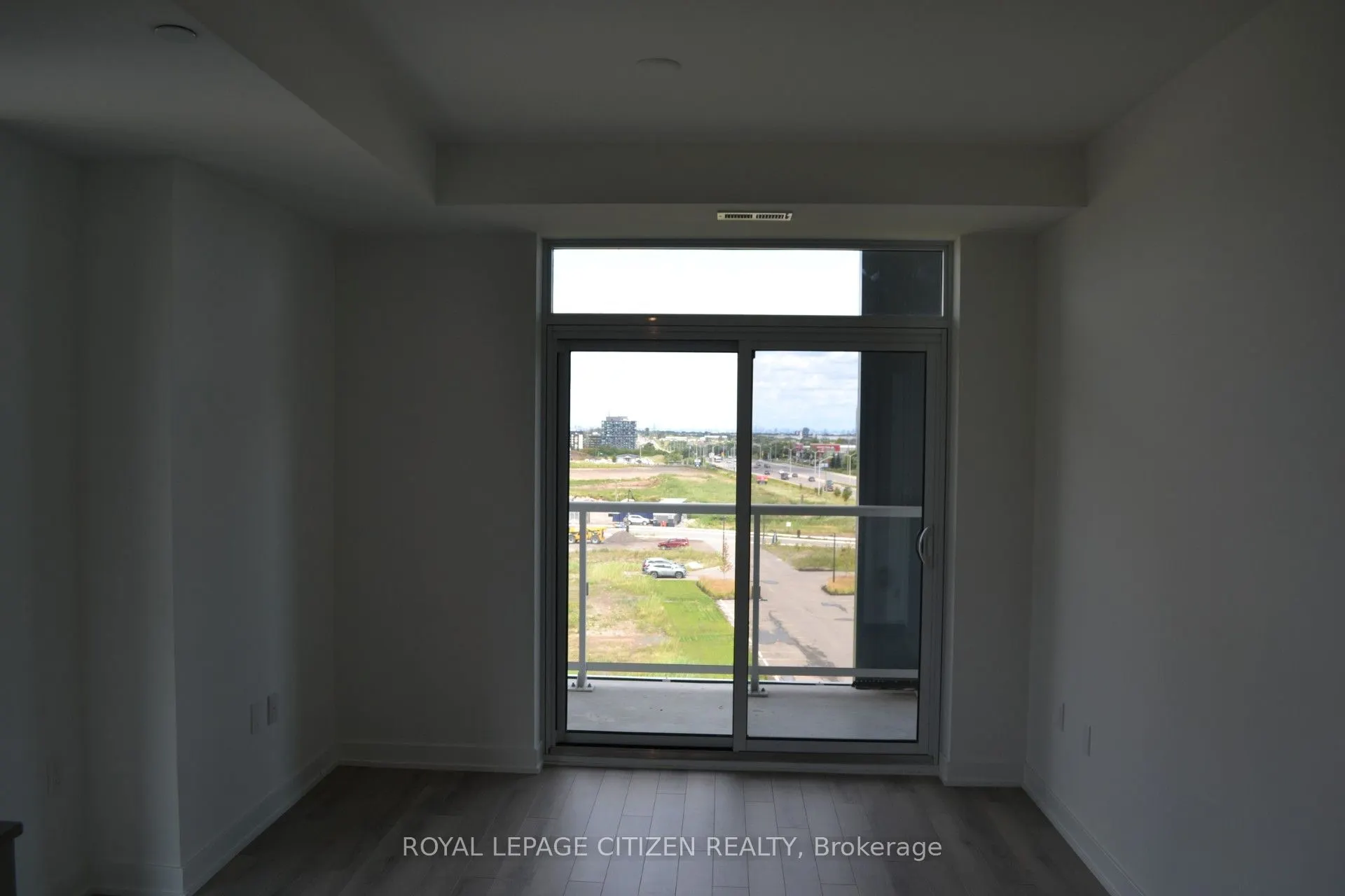 1005 Dundas Street E #340