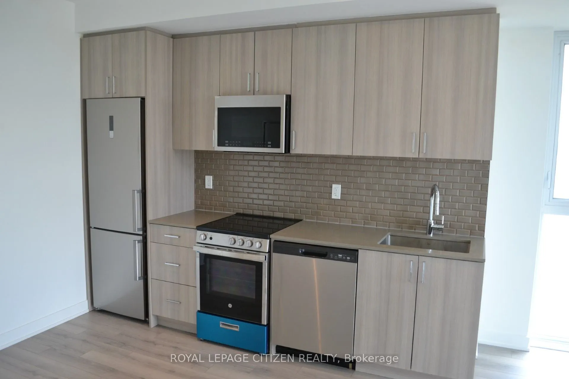 1005 Dundas Street E #340