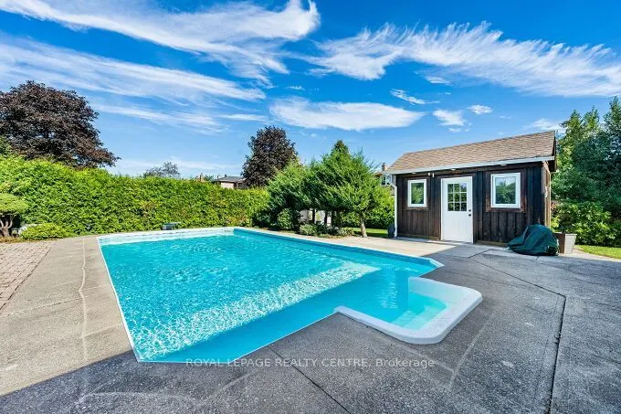671 Louis Drive