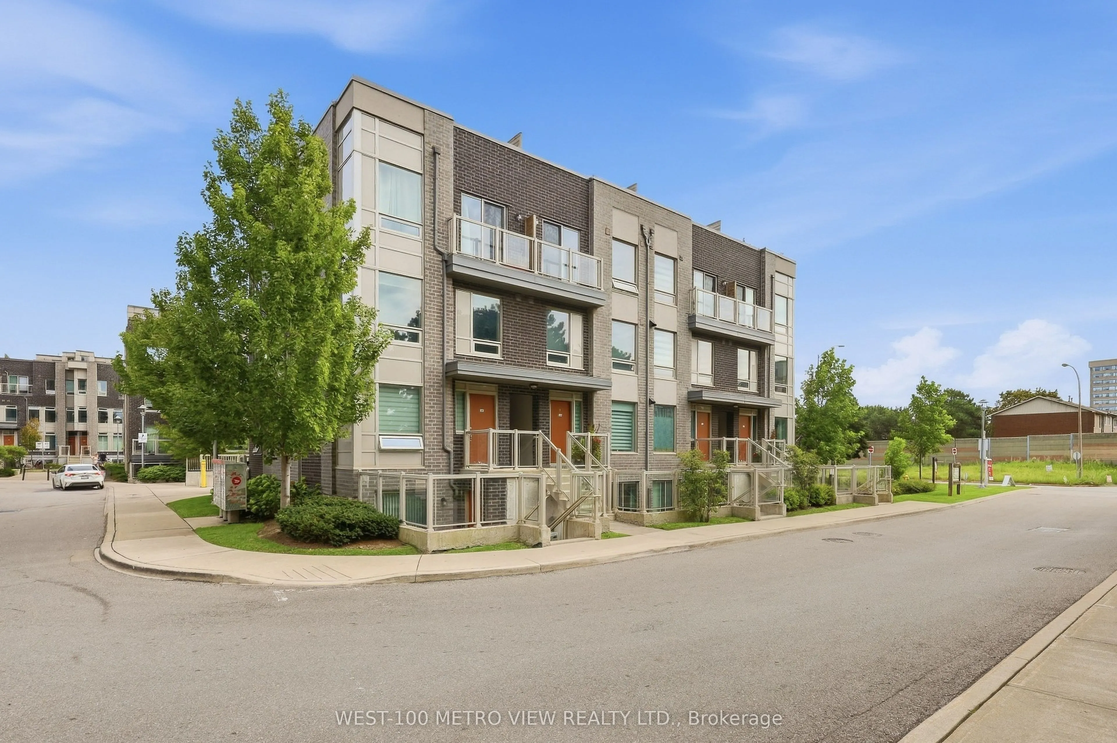 3 Applewood Lane #102