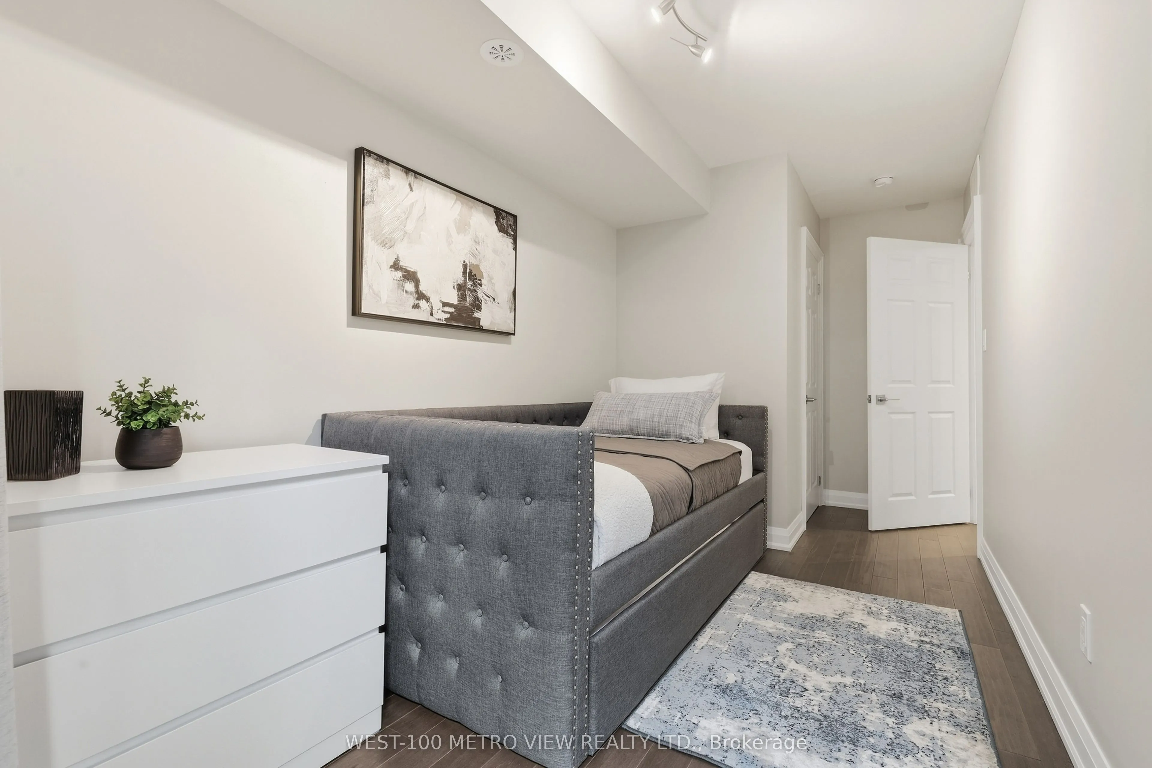 3 Applewood Lane #102