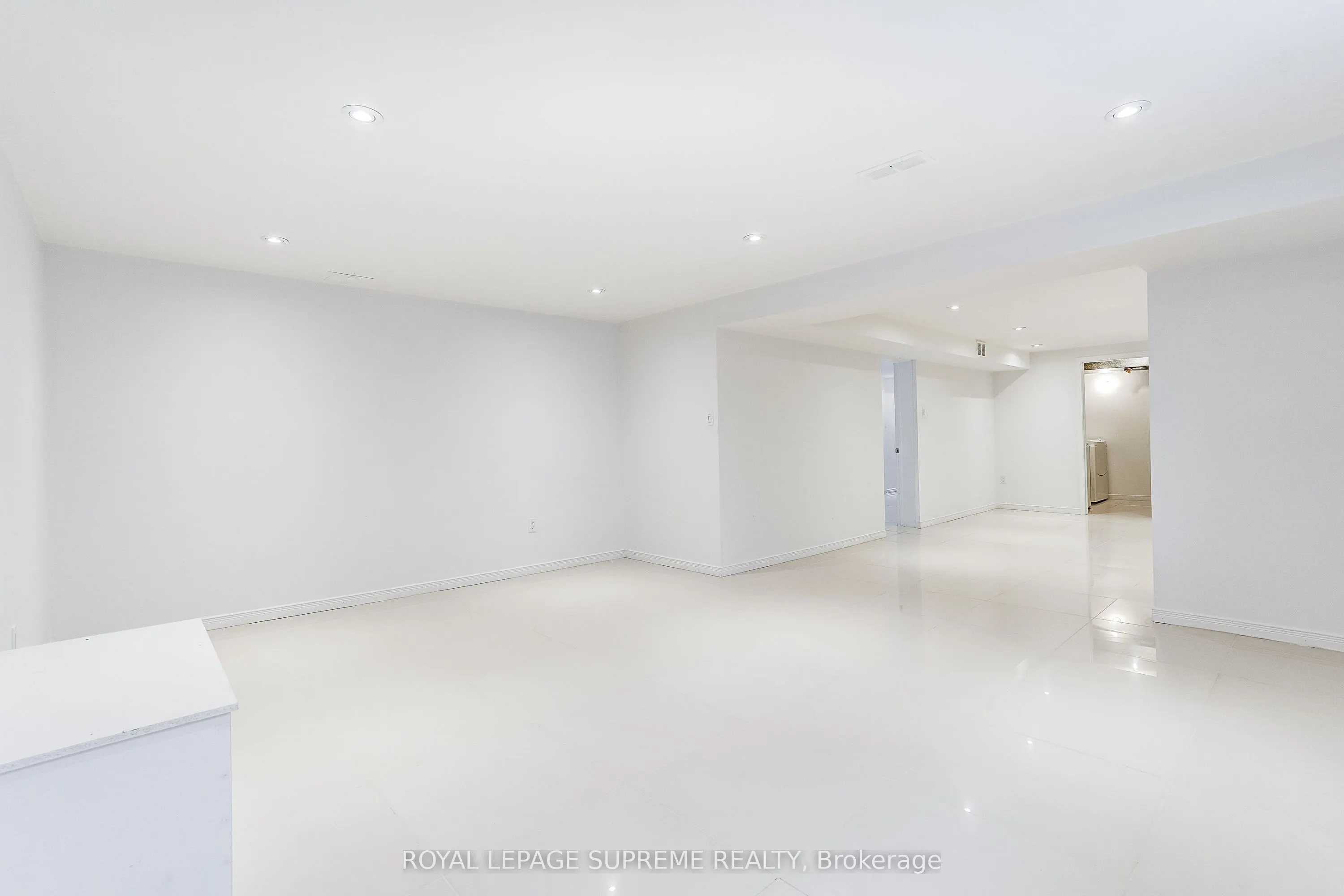 100 Summitcrest Drive