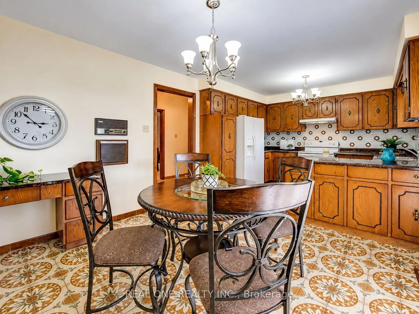 2531 Cynara Road #Upper