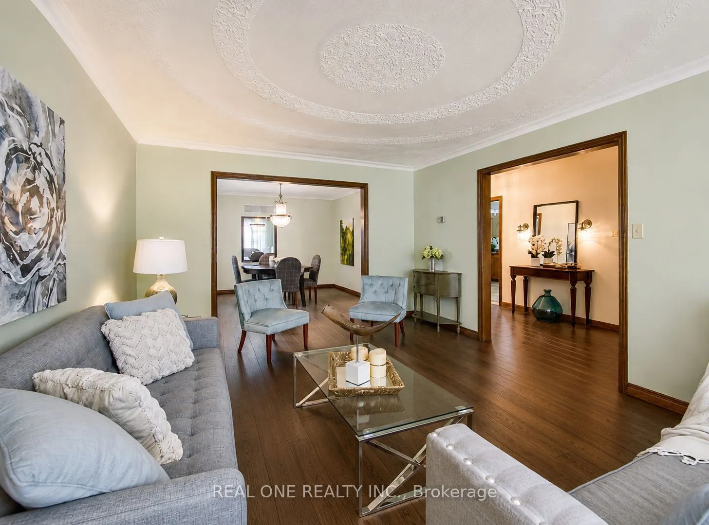 2531 Cynara Road #Upper