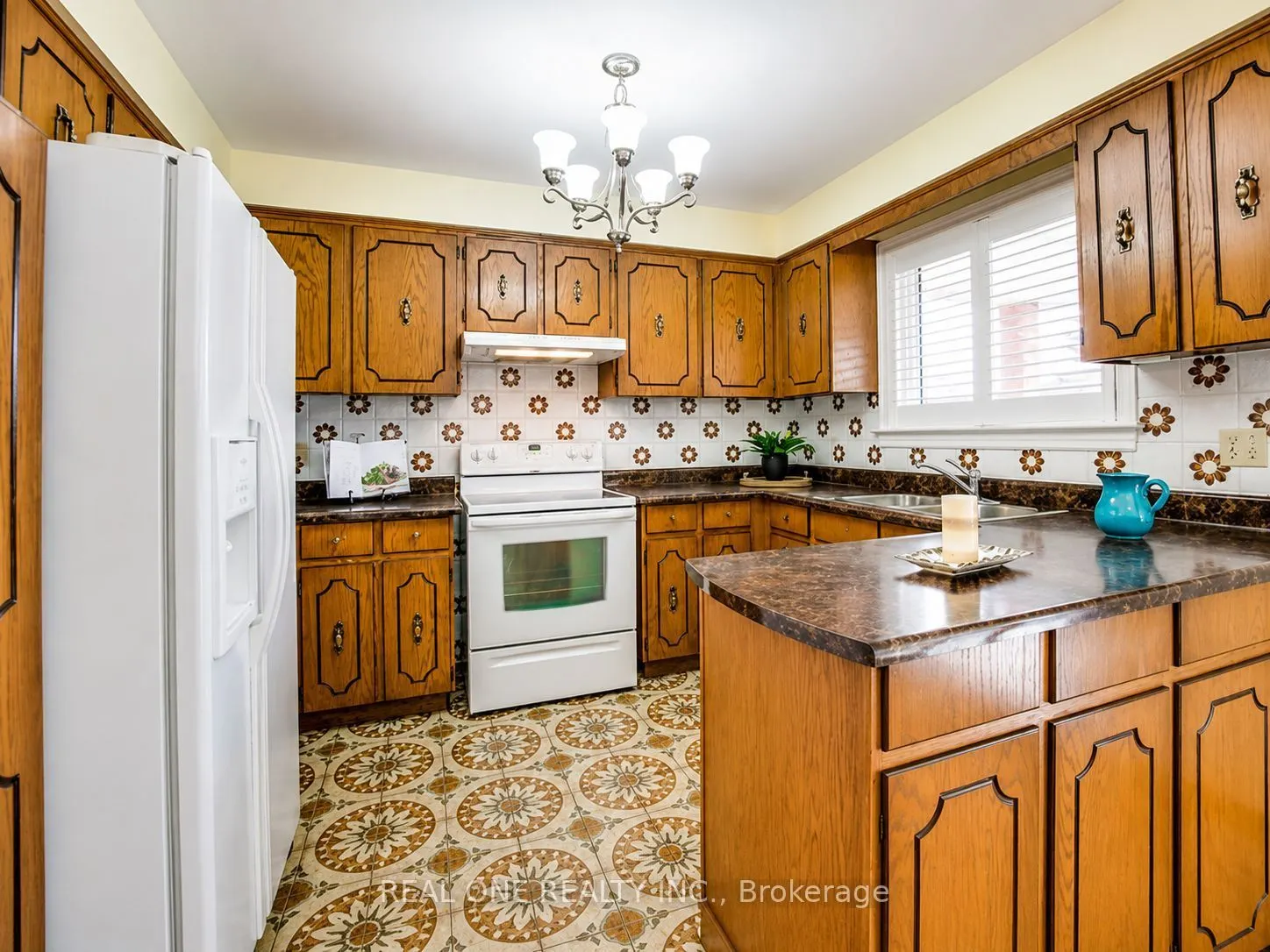2531 Cynara Road #Upper