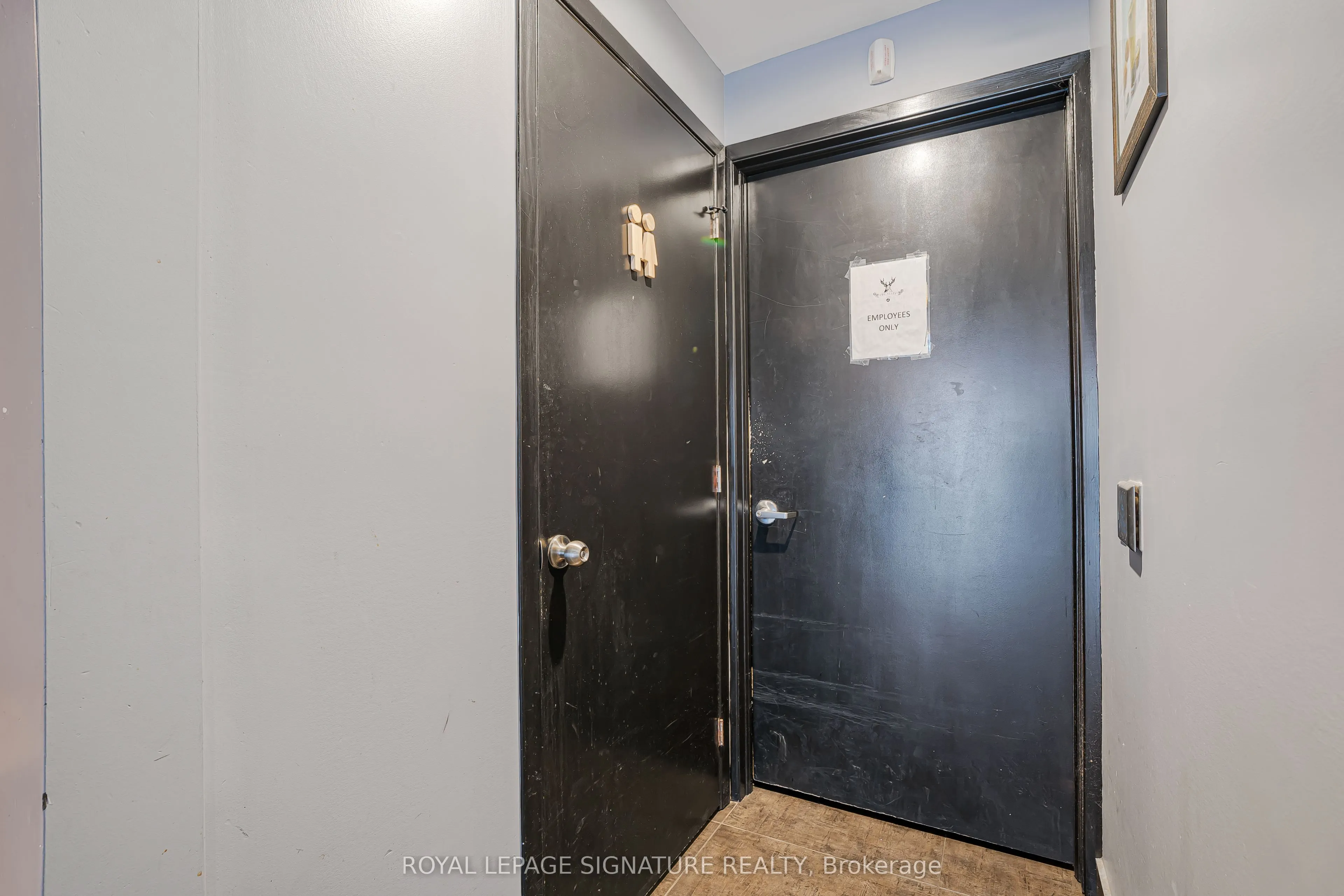 325 Central Parkway W #11