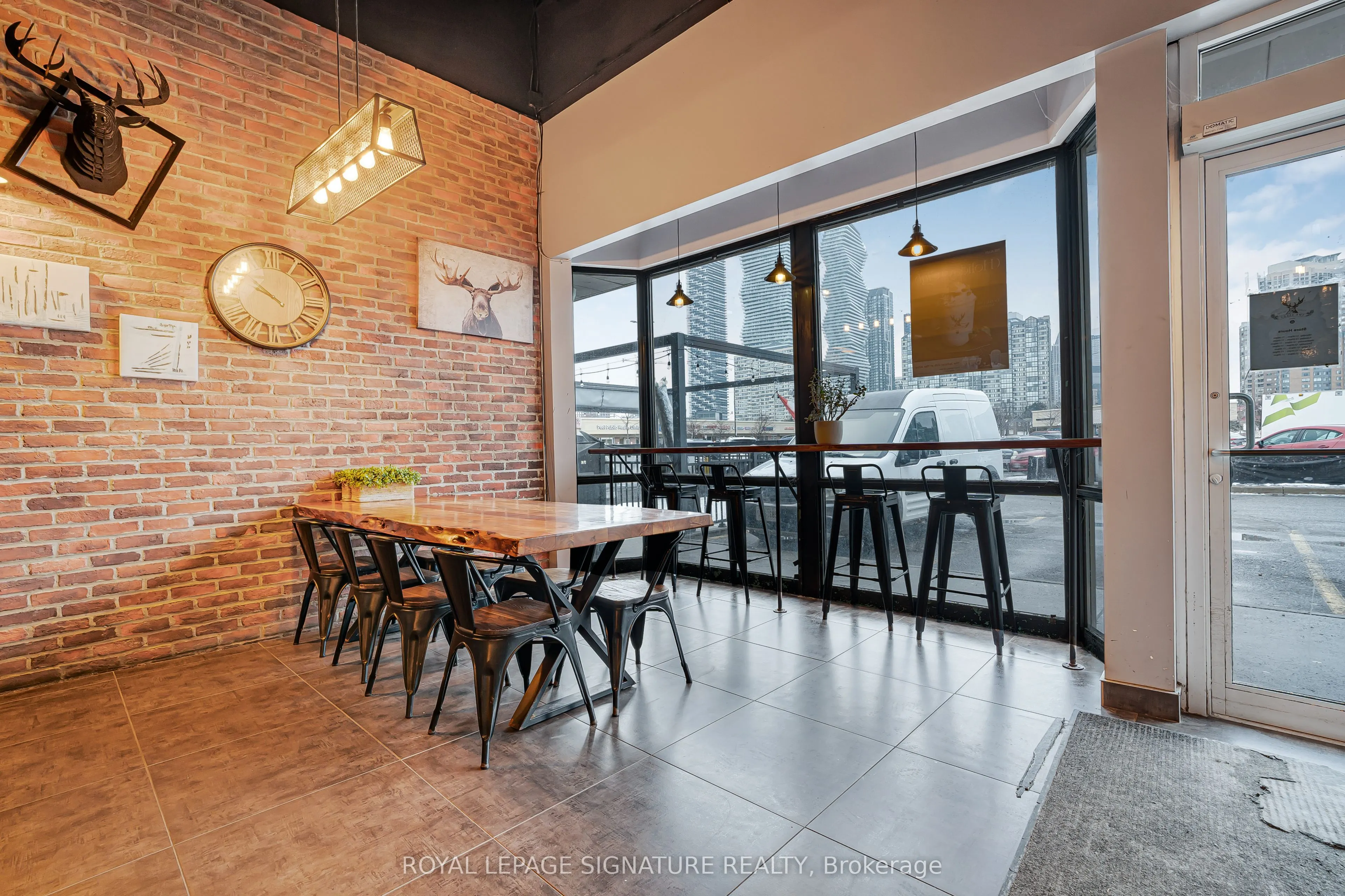 325 Central Parkway W #11