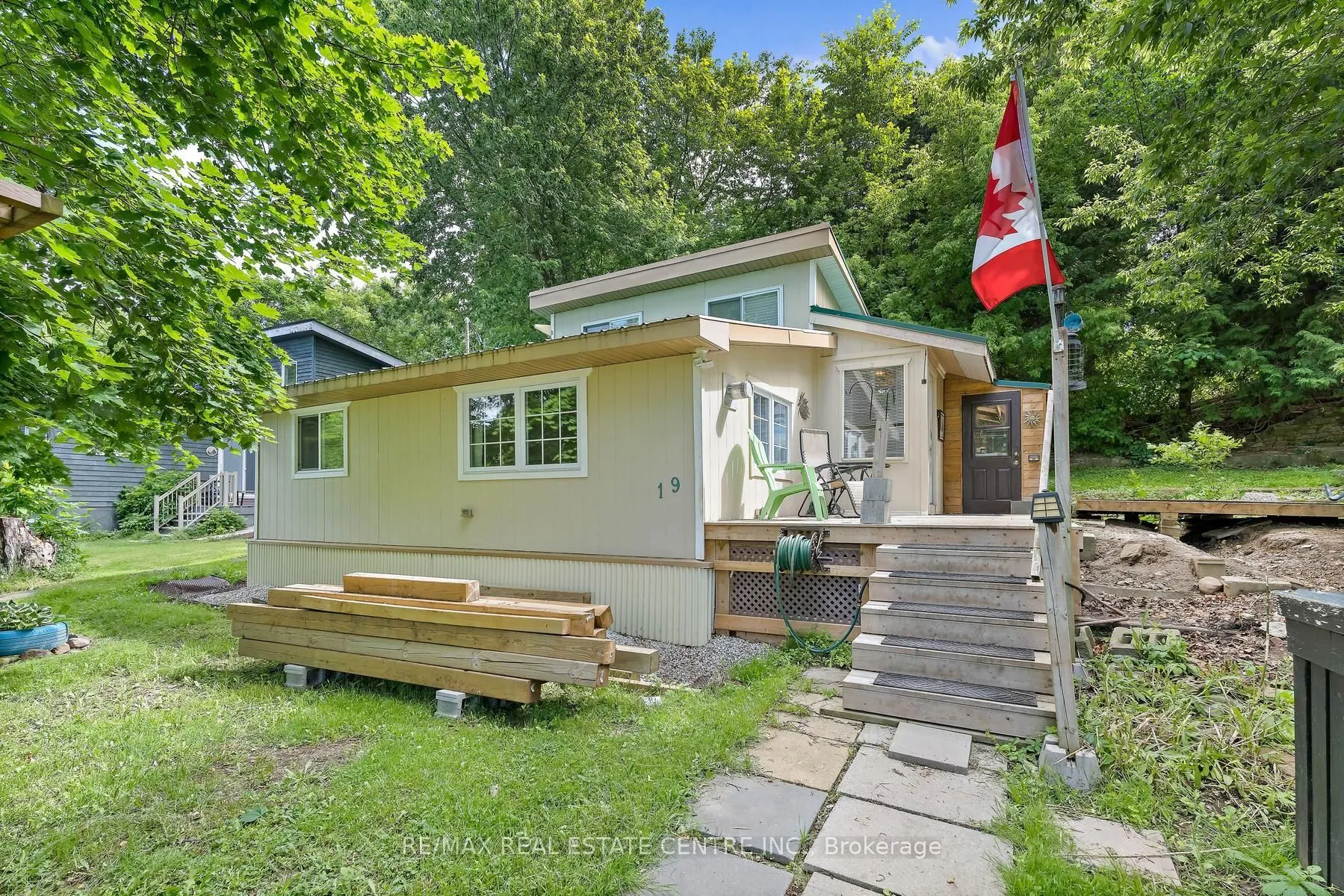 19 Old Pavillion Road