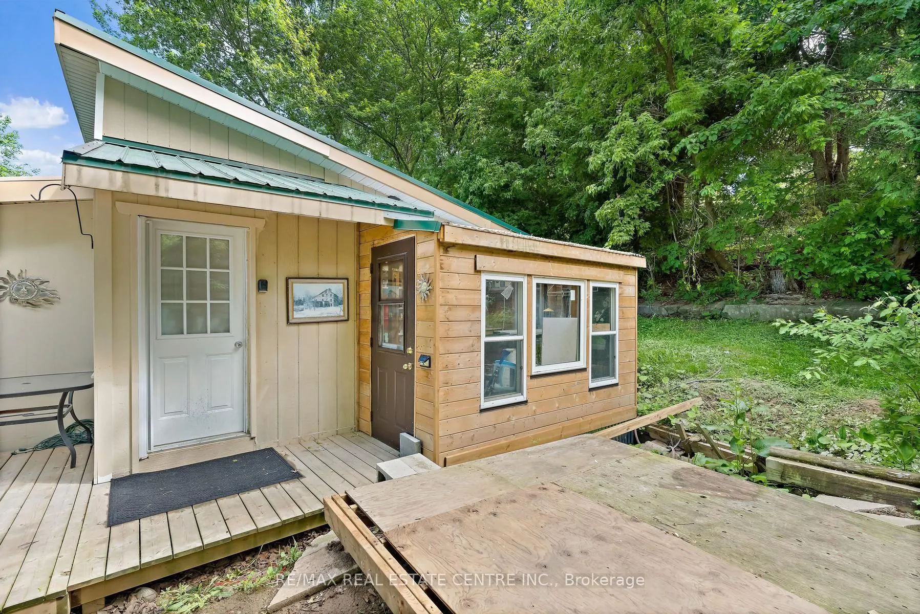 19 Old Pavillion Road
