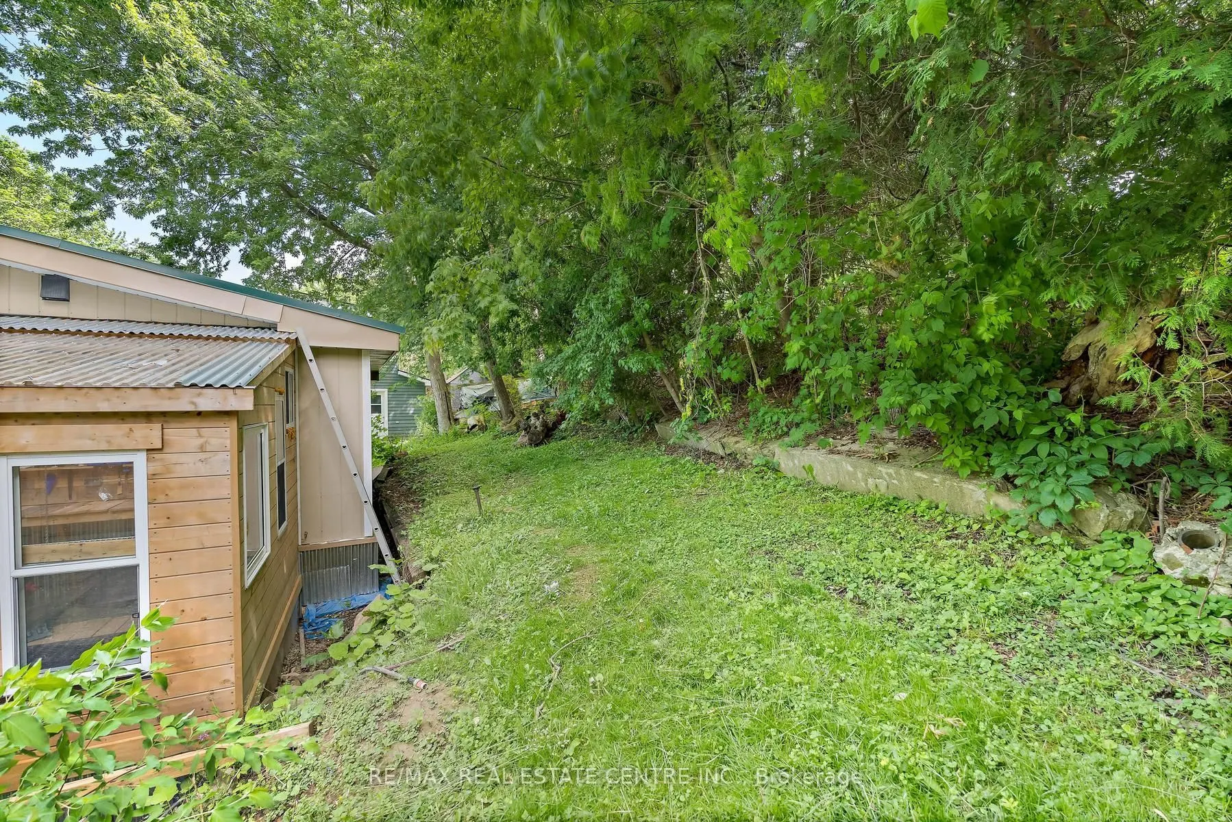 19 Old Pavillion Road