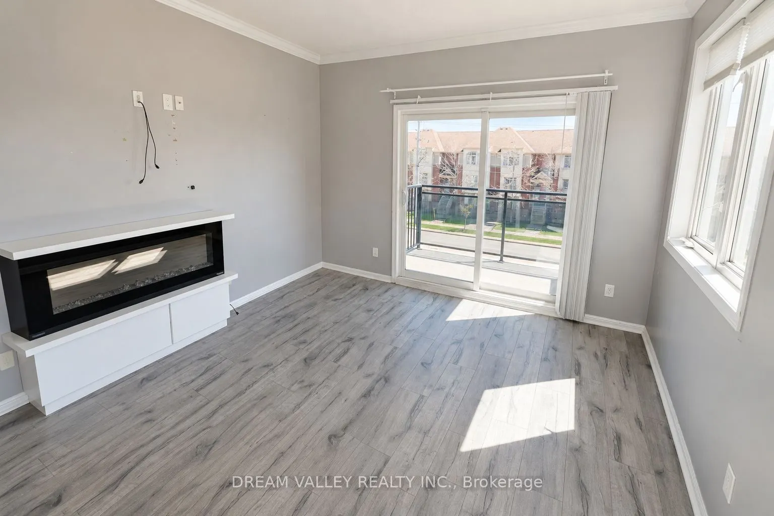 3075 Thomas Street #310