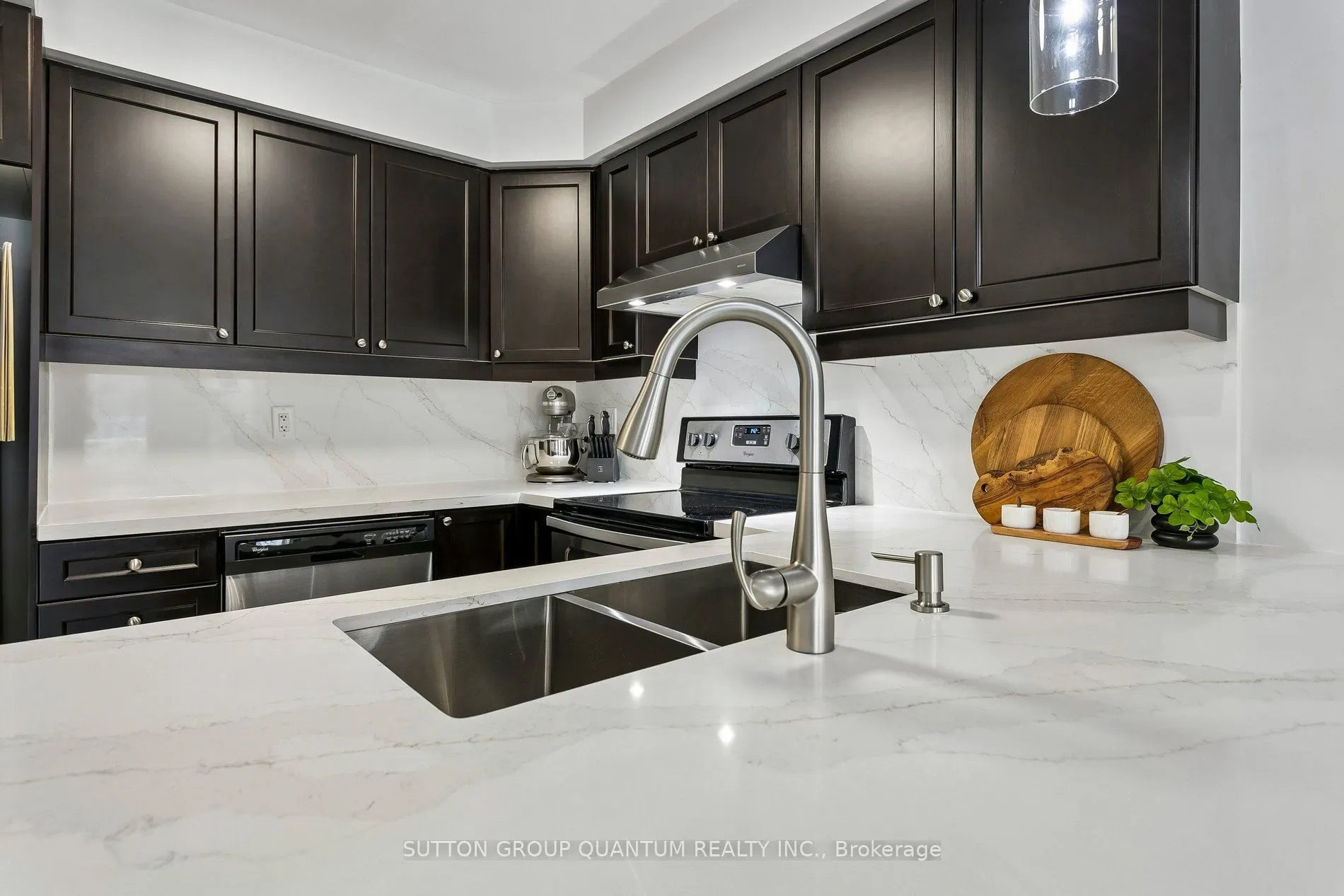 1571 Leblanc Court
