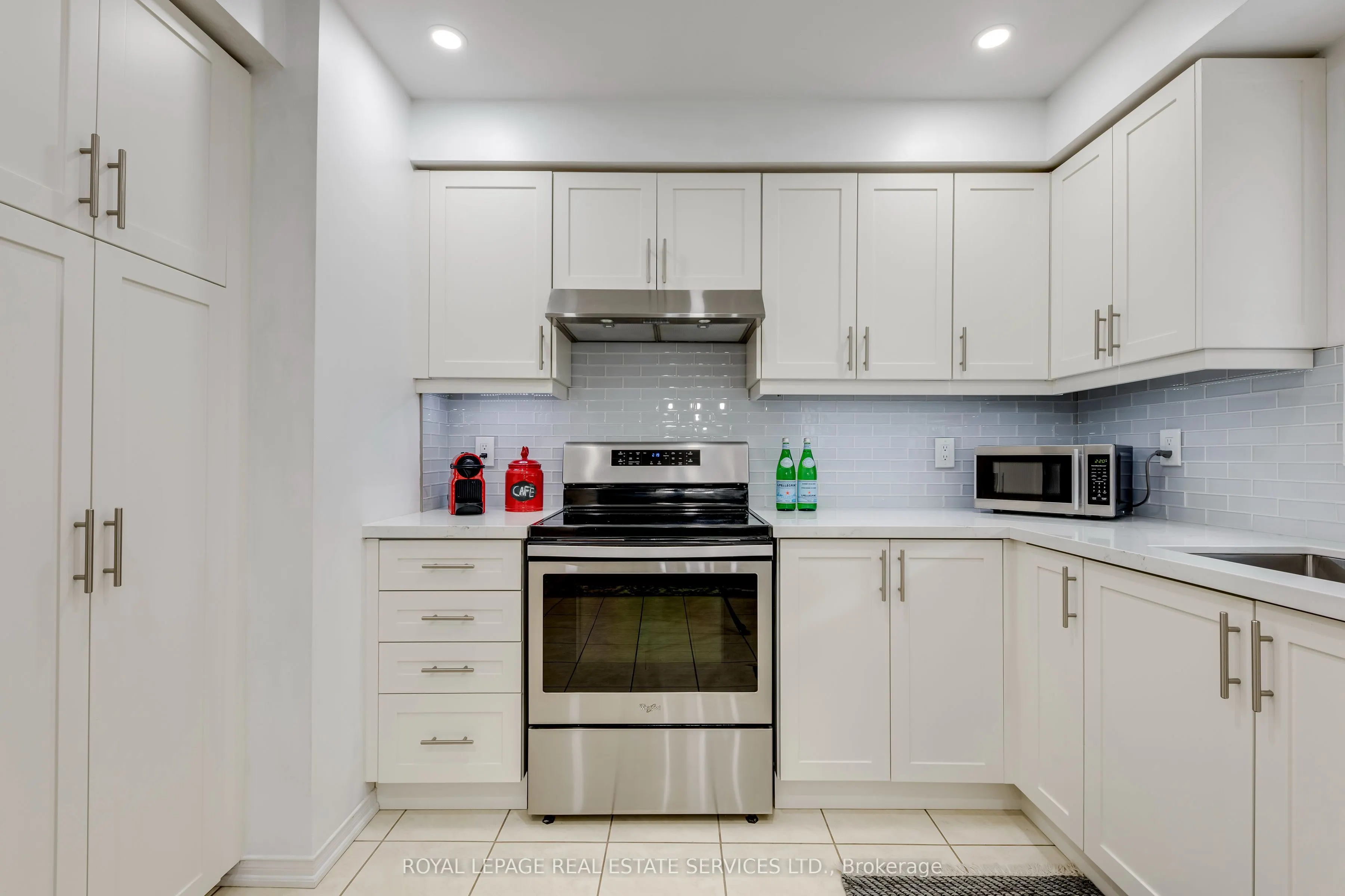 2360 Parkhaven Boulevard #17
