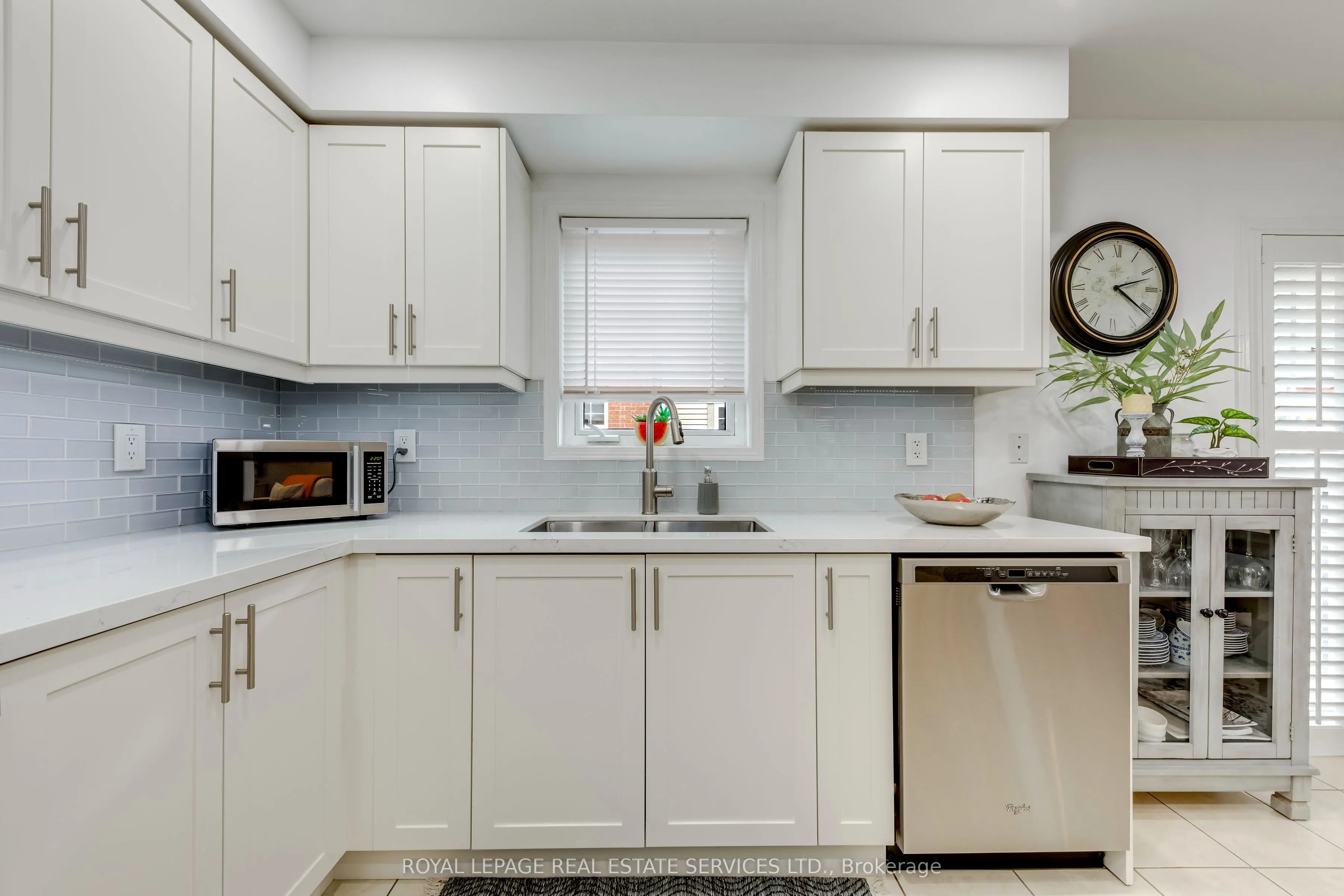 2360 Parkhaven Boulevard #17