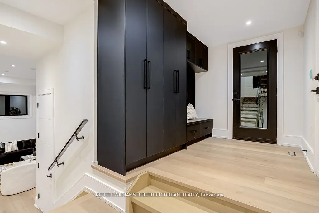 33 Twelfth Street