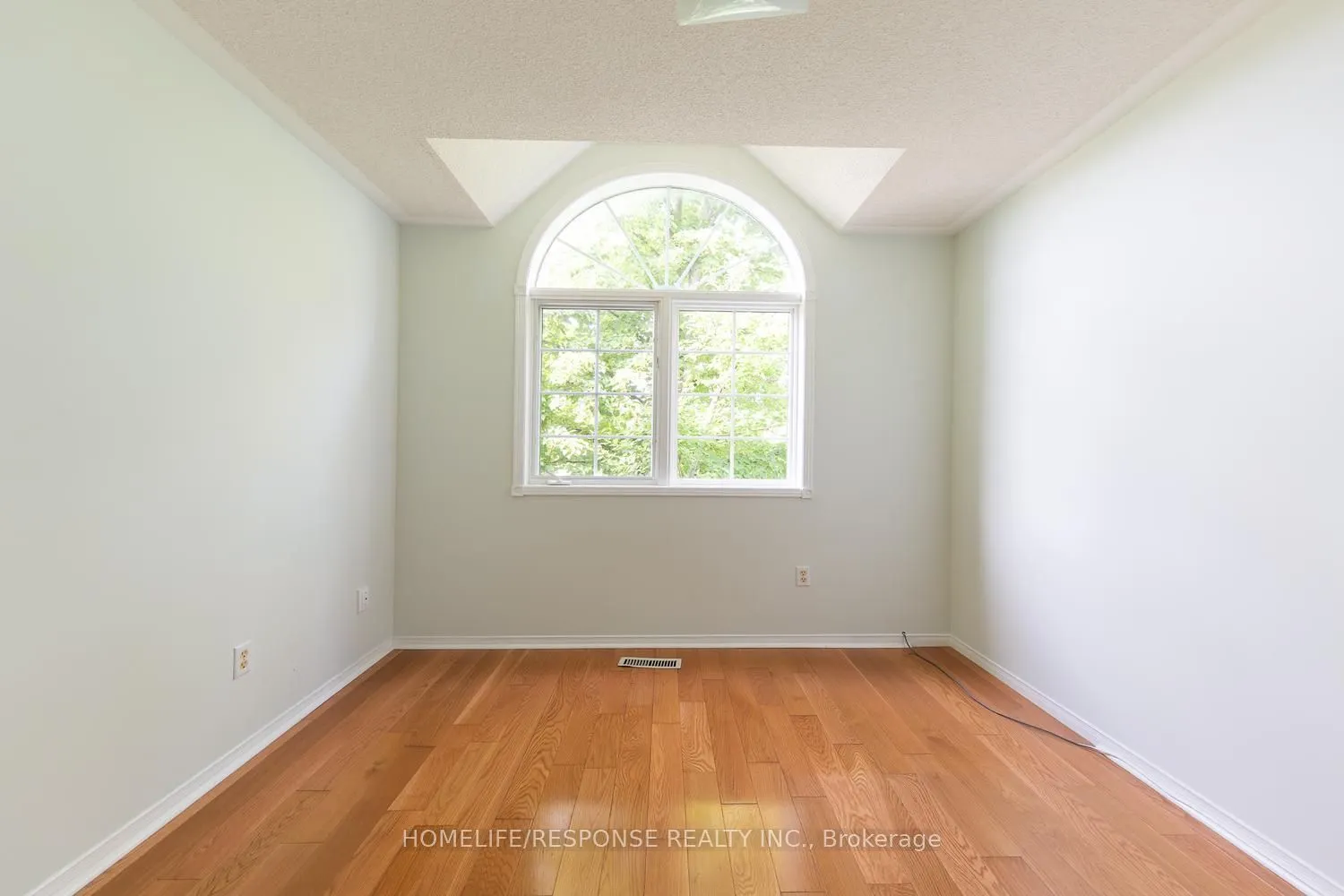 450 BRISTOL Road E #25