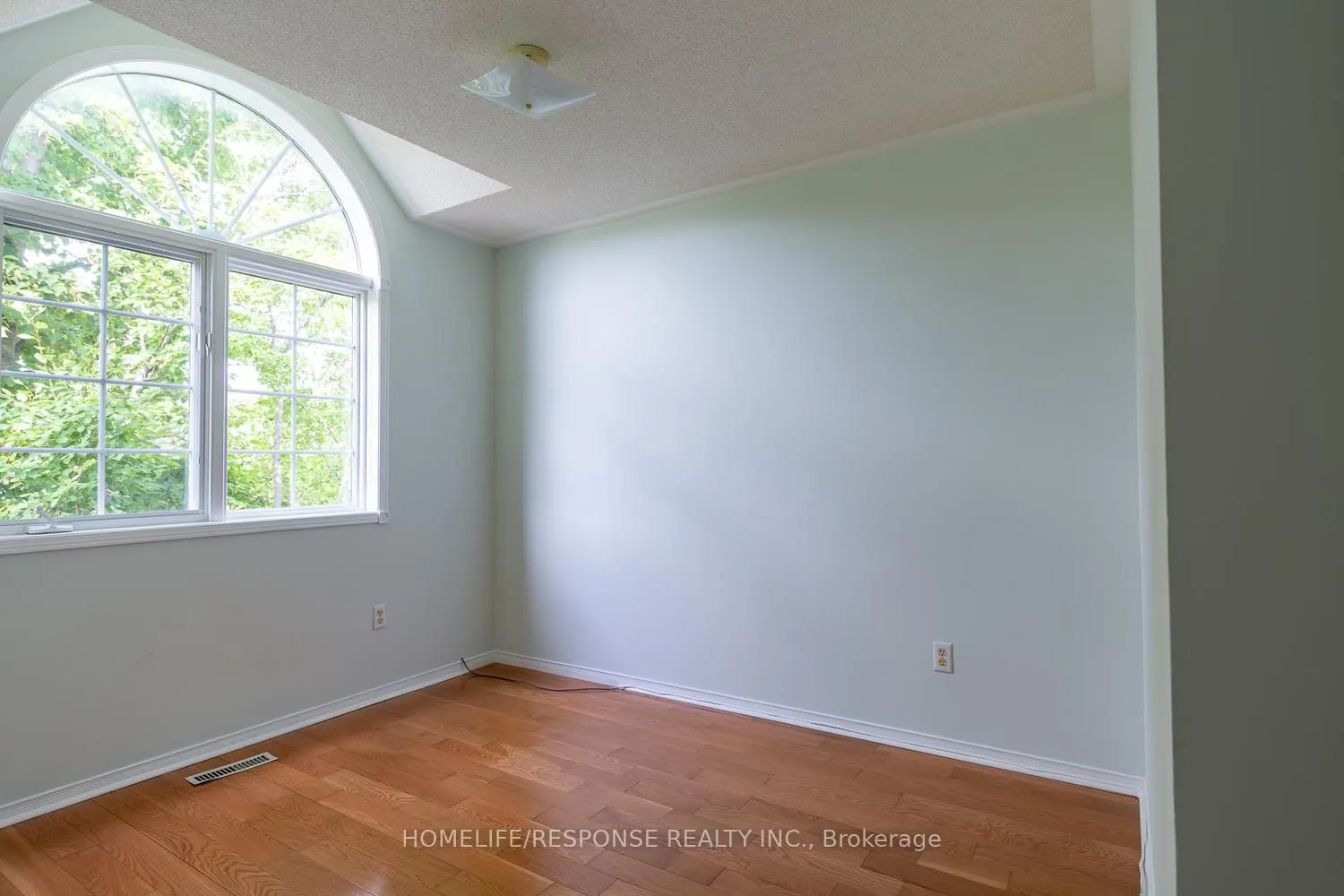 450 BRISTOL Road E #25