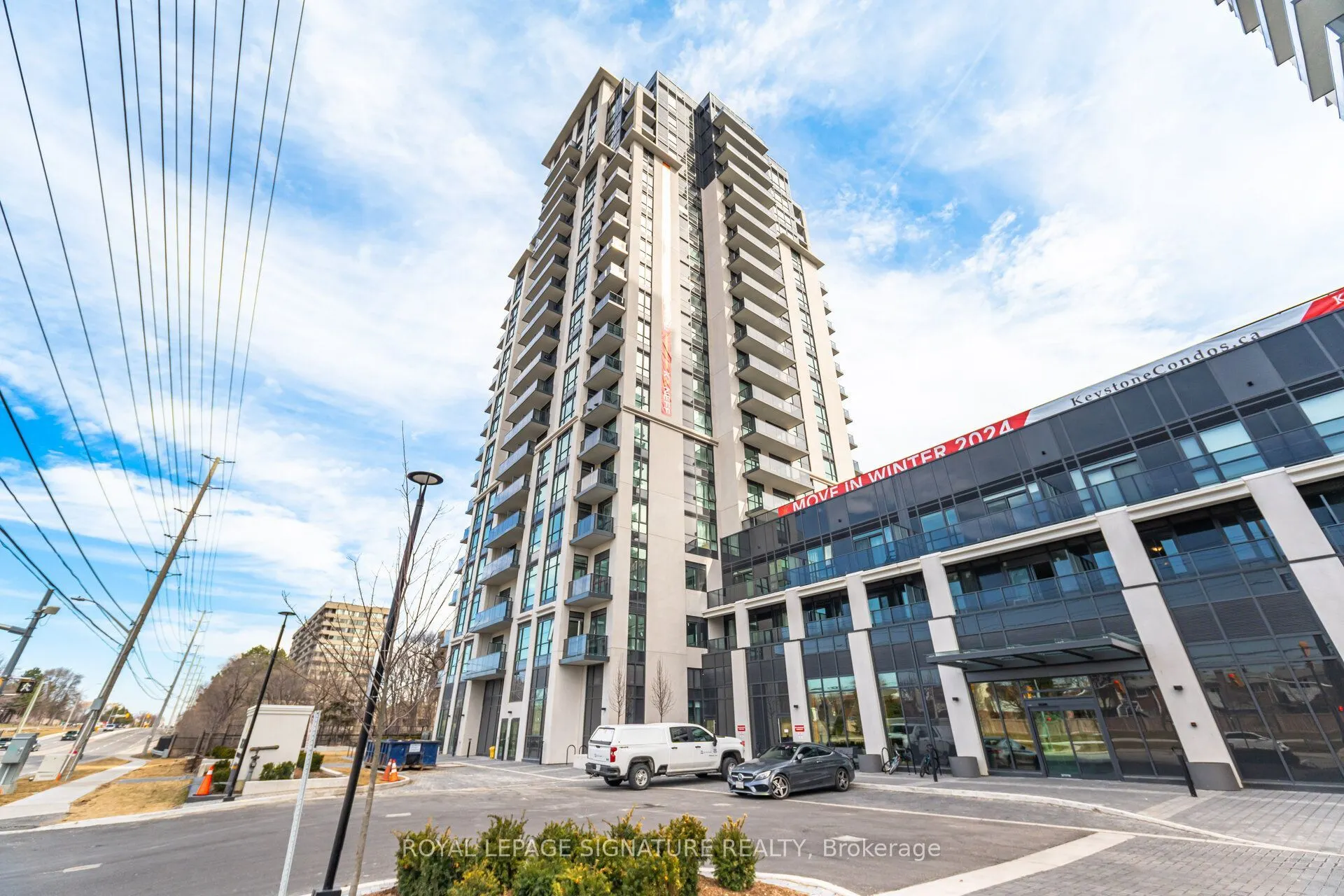 204 Burnhamthorpe Road E #1309