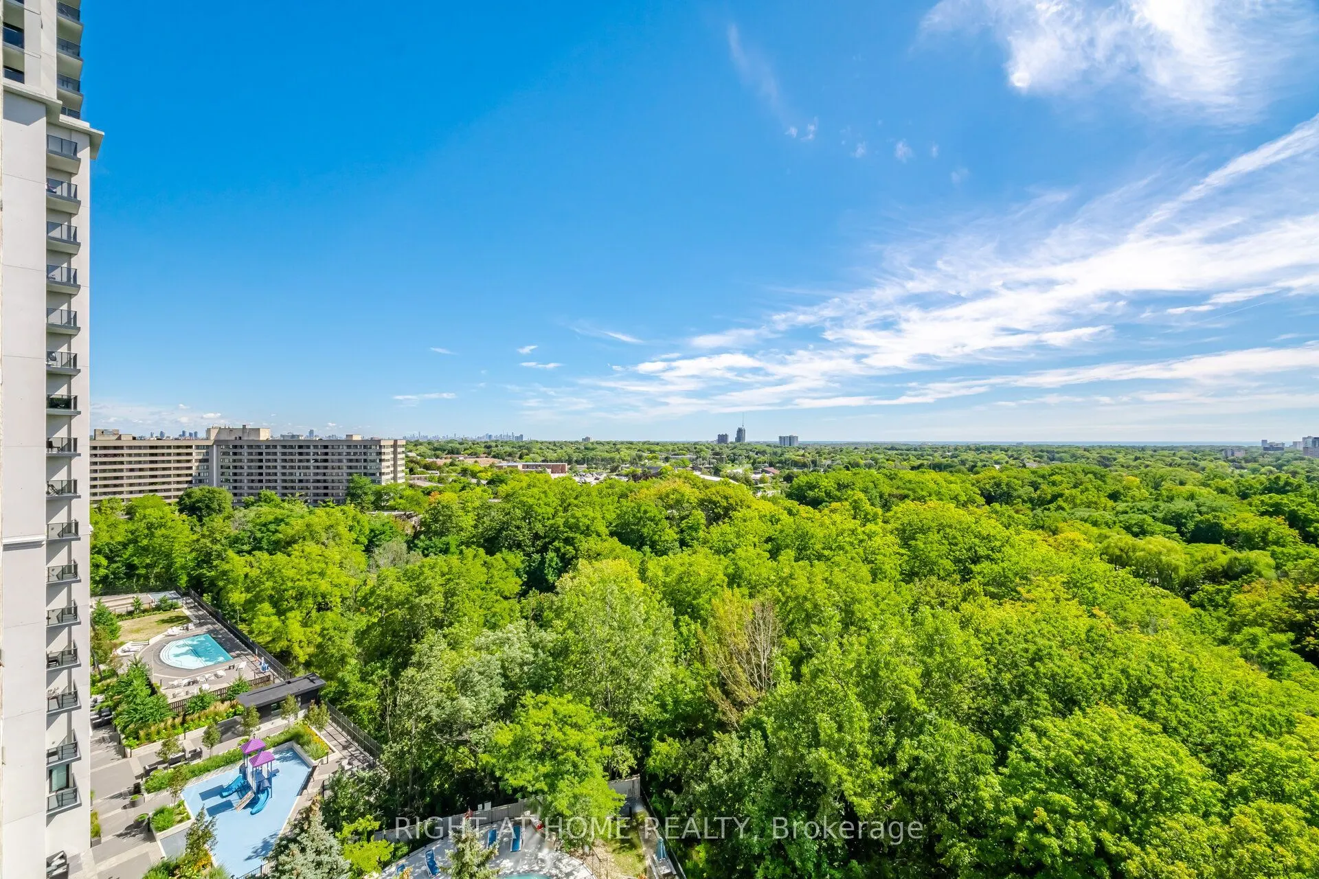200 BURNHAMTHORPE Road E #1106