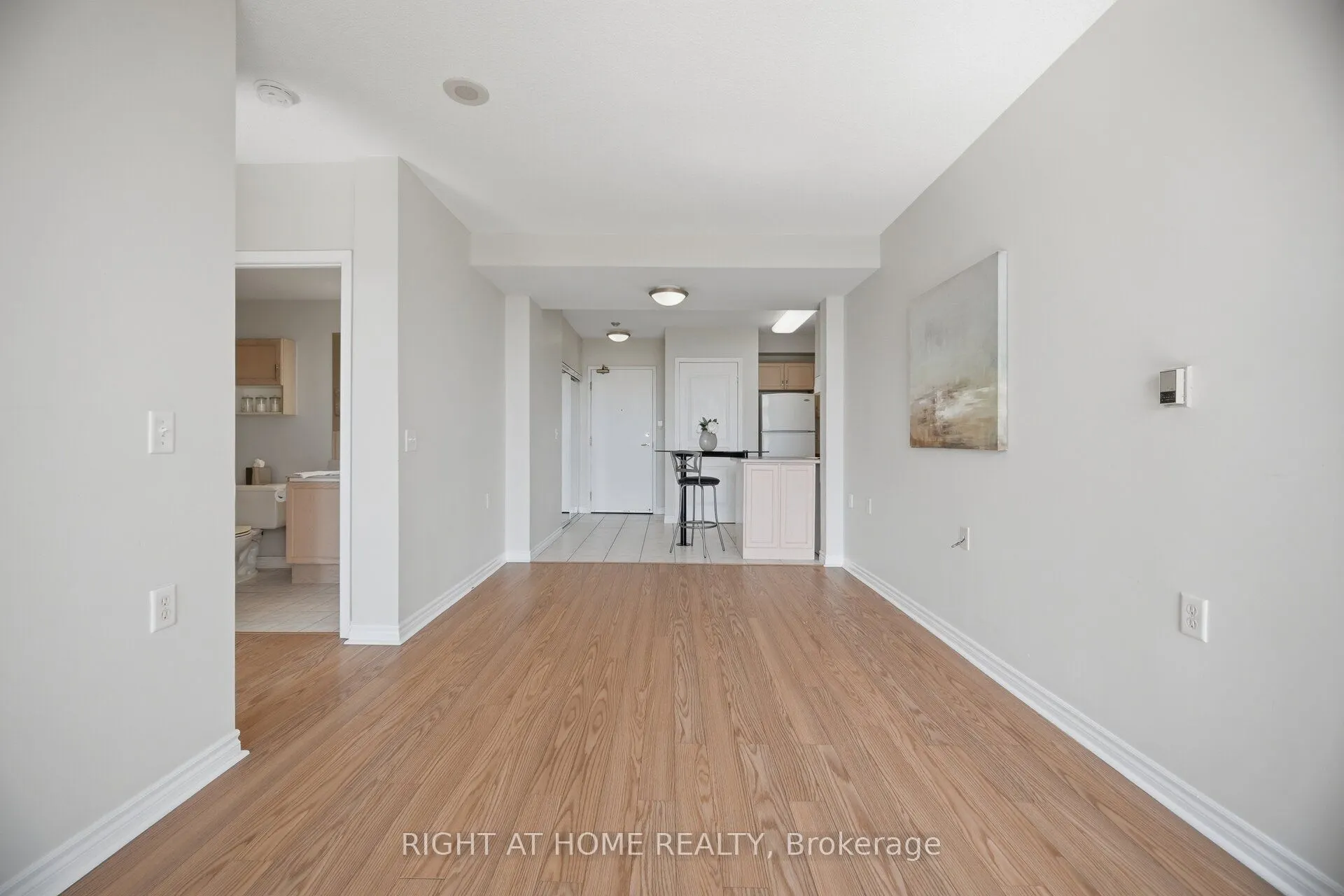 200 BURNHAMTHORPE Road E #1106