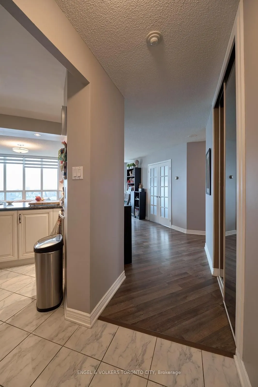 2285 Lake Shore Boulevard W #1204