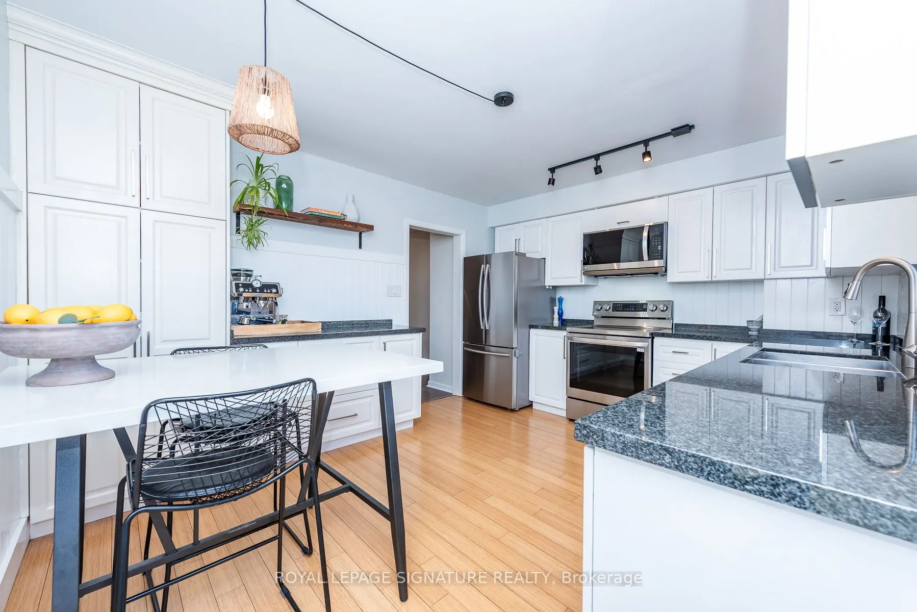 48 McRoberts Avenue