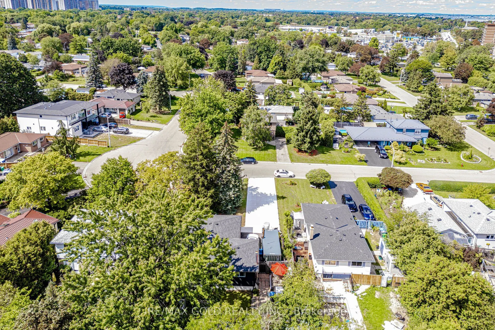 44 Deloraine Drive