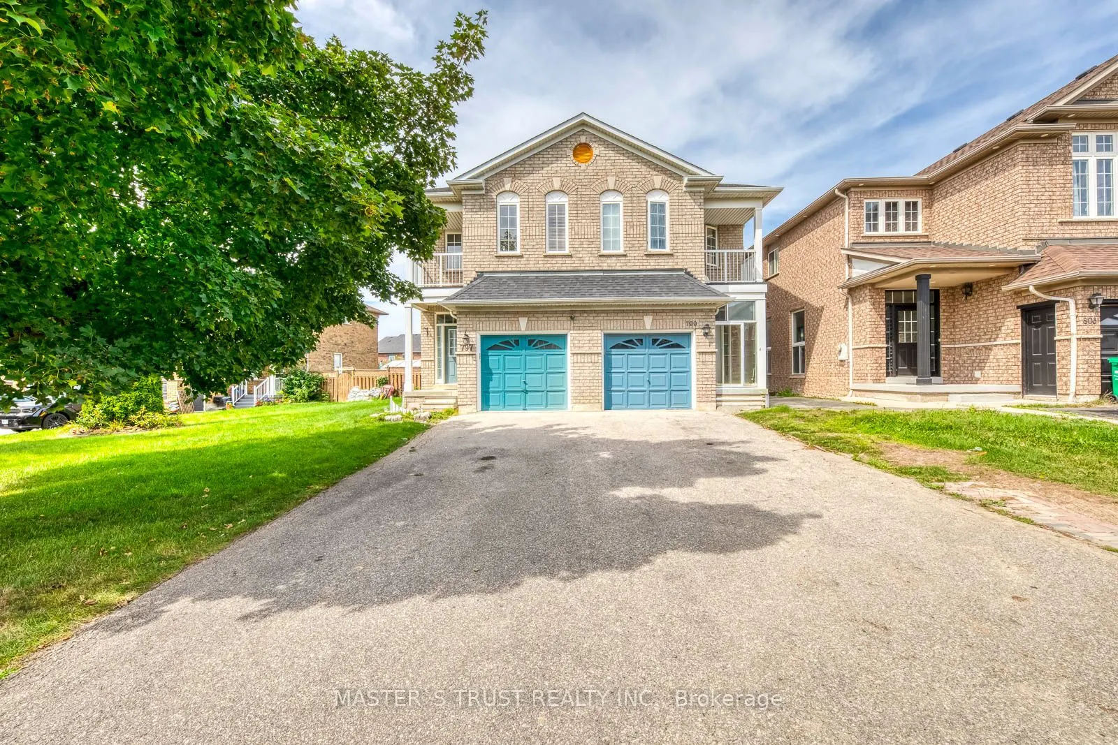 797 Khan Crescent