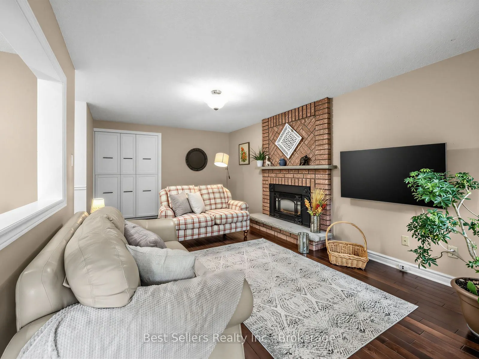 34 Kenpark Avenue