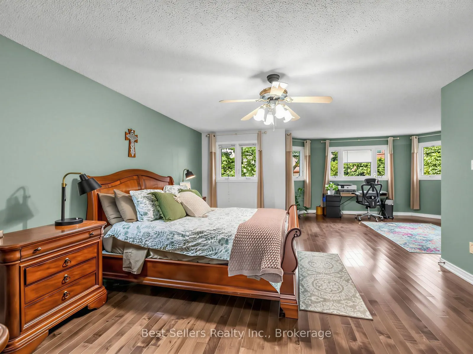 34 Kenpark Avenue