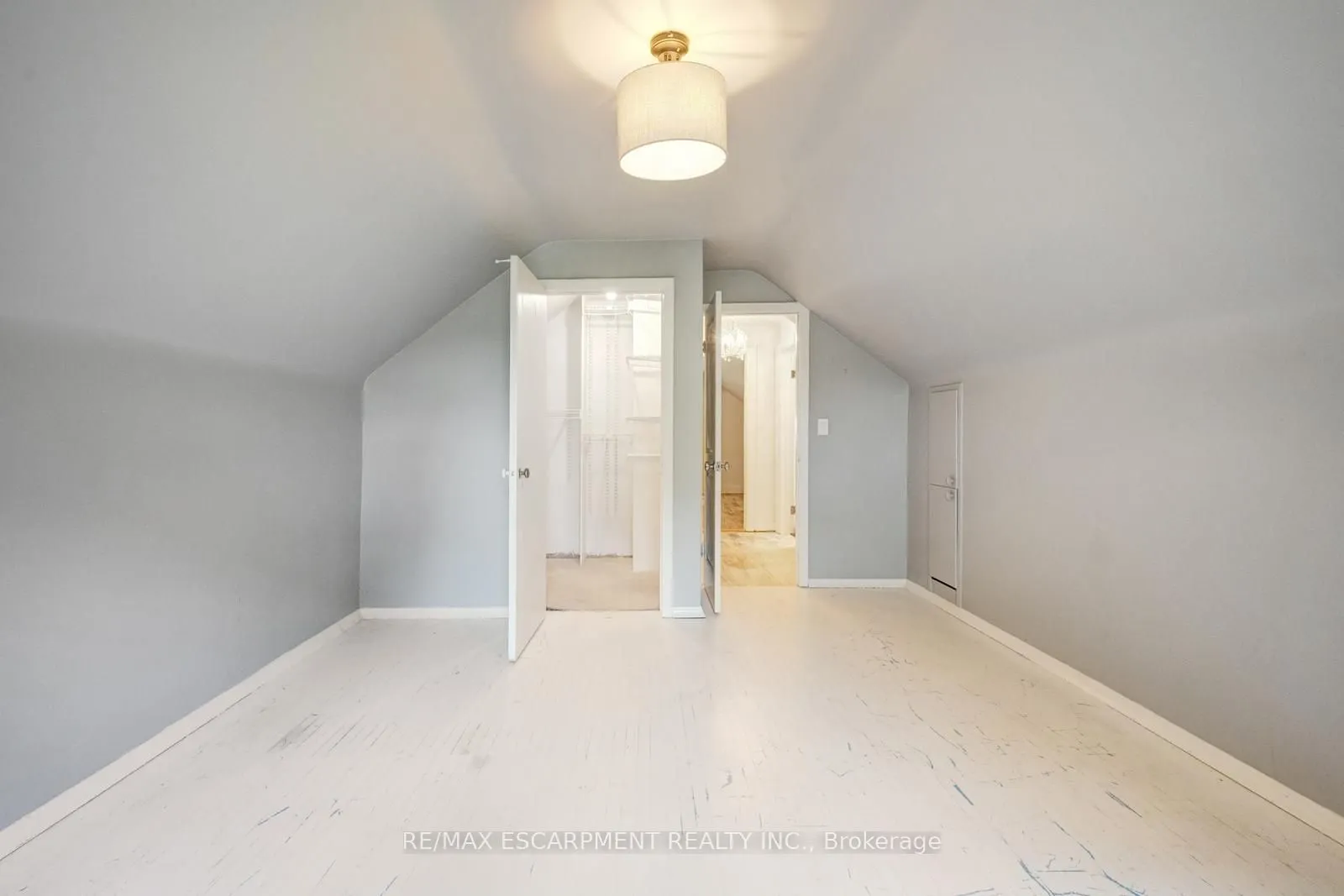 7 Washington Avenue