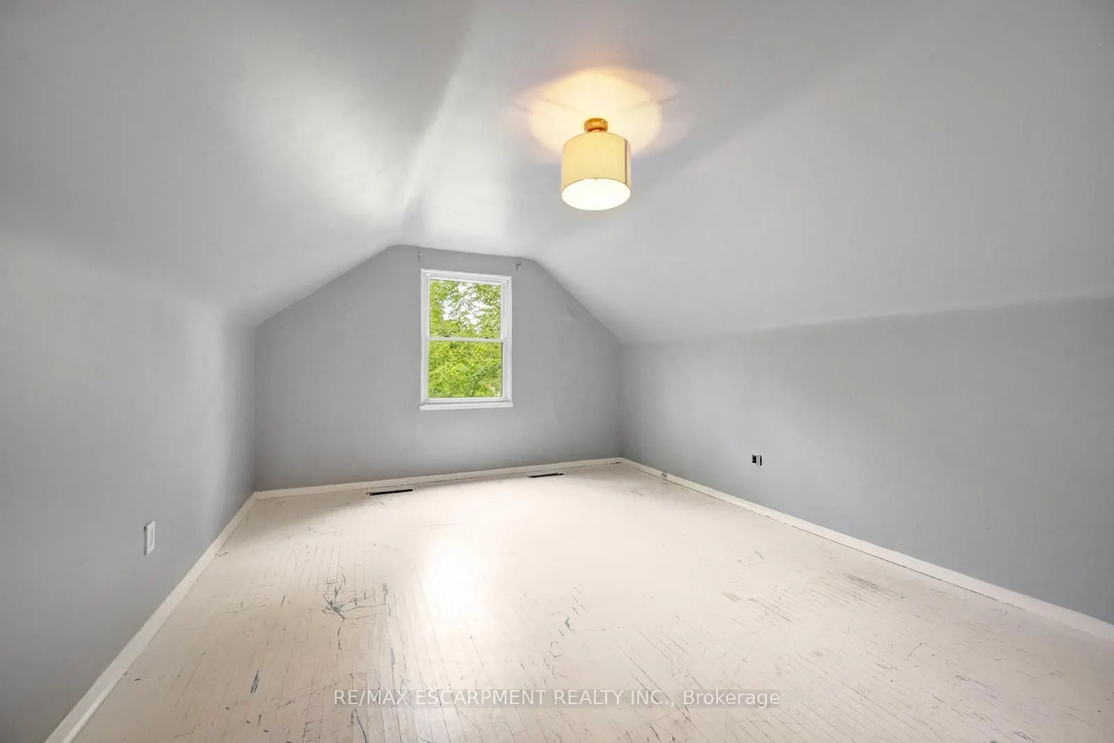 7 Washington Avenue